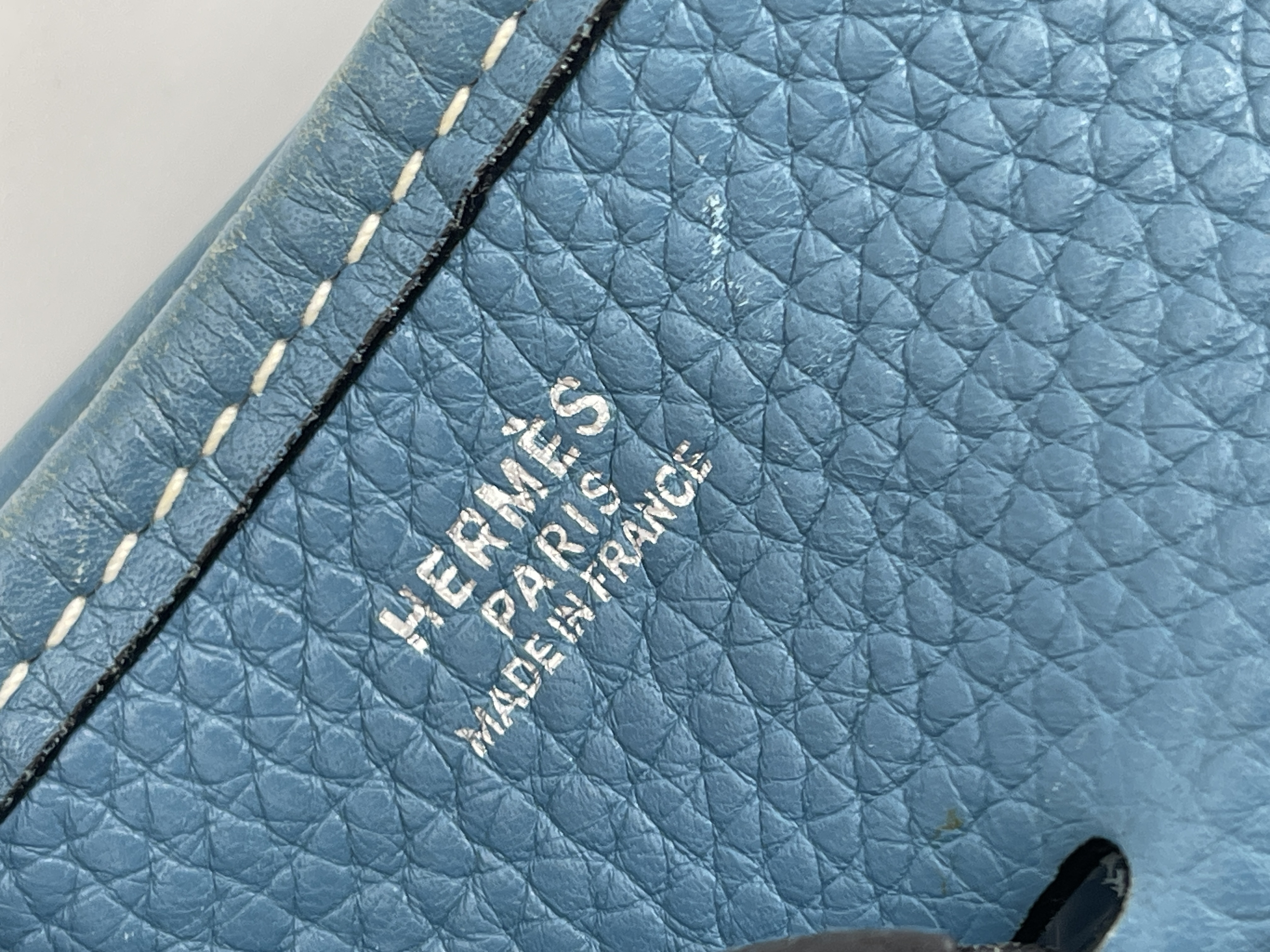 Evelyne PM Taurillon leather, blue tones, silver hardware, H stamp, shoulder bag — view 4