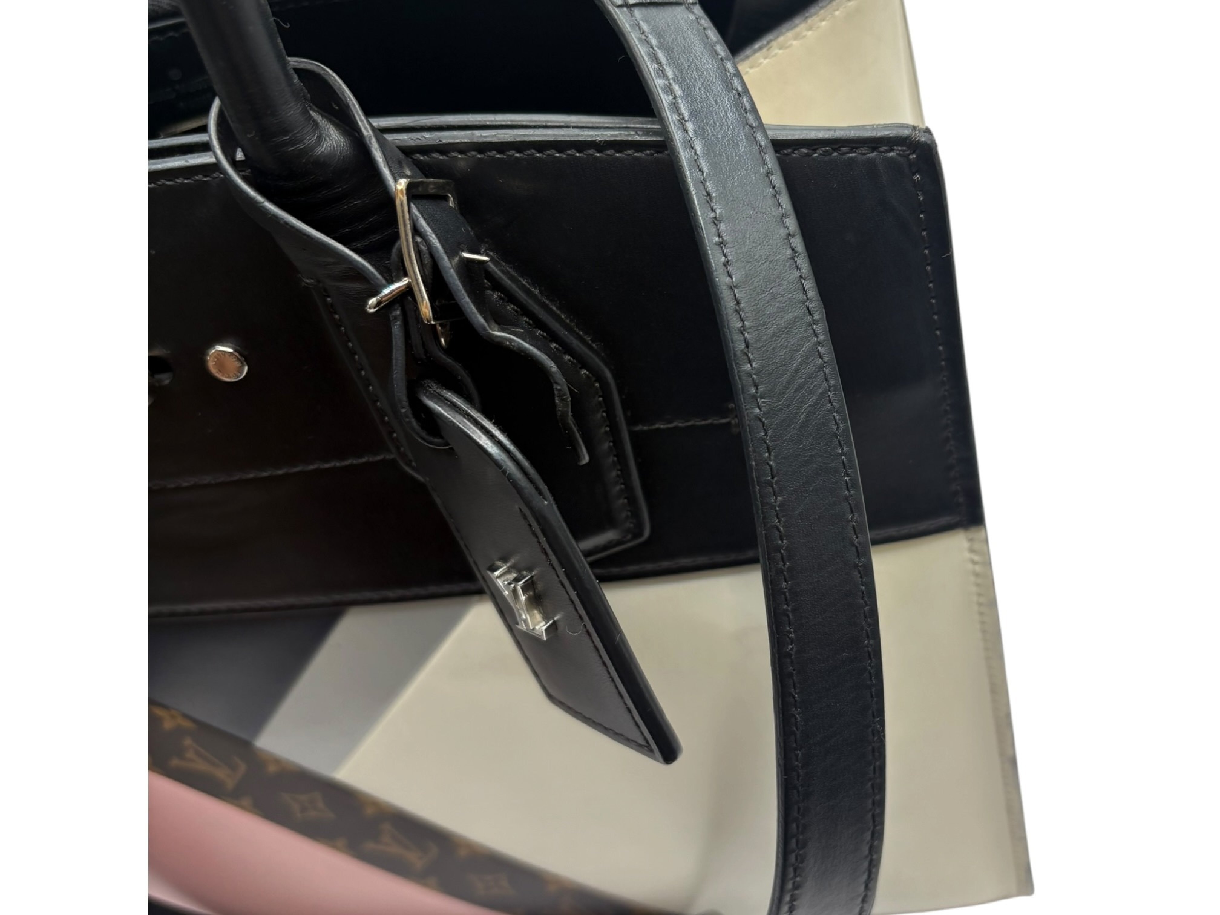 LV Logo City Steamer MM M53802 Multicolor Shoulder Bag — view 7
