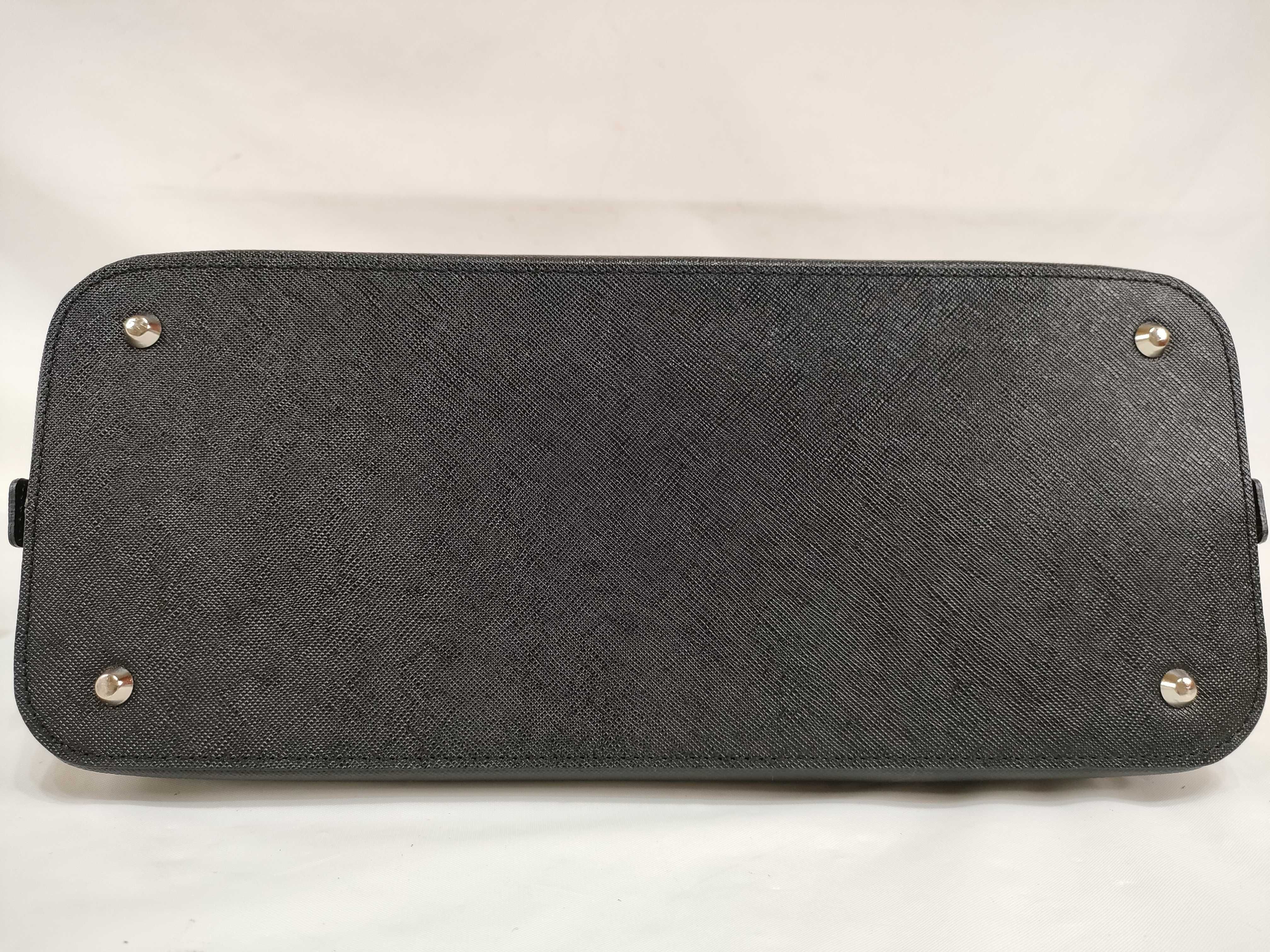 Nova Check Leather Boston Bag Handbag Z10942 — view 7