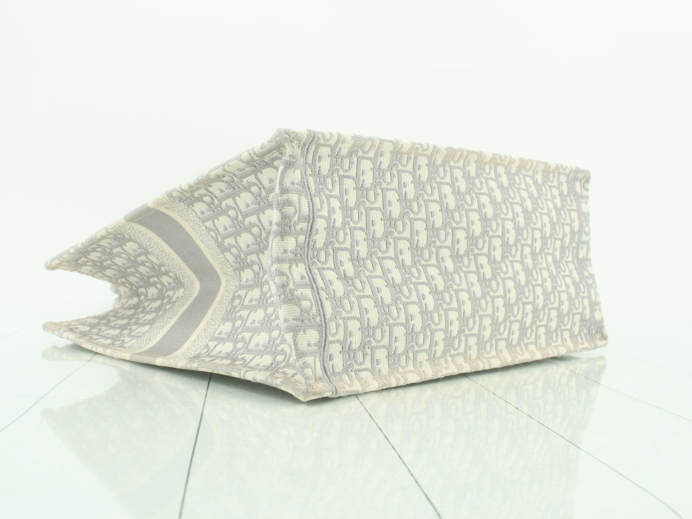 Oblique Book Tote Large — view 5