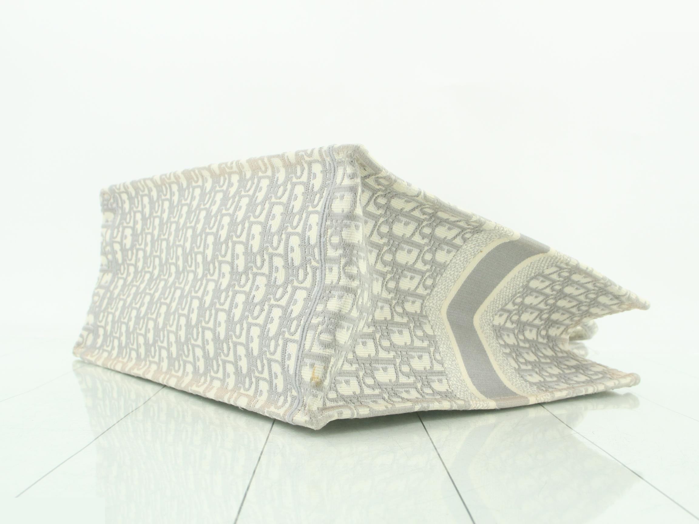 Oblique Book Tote Large — view 6