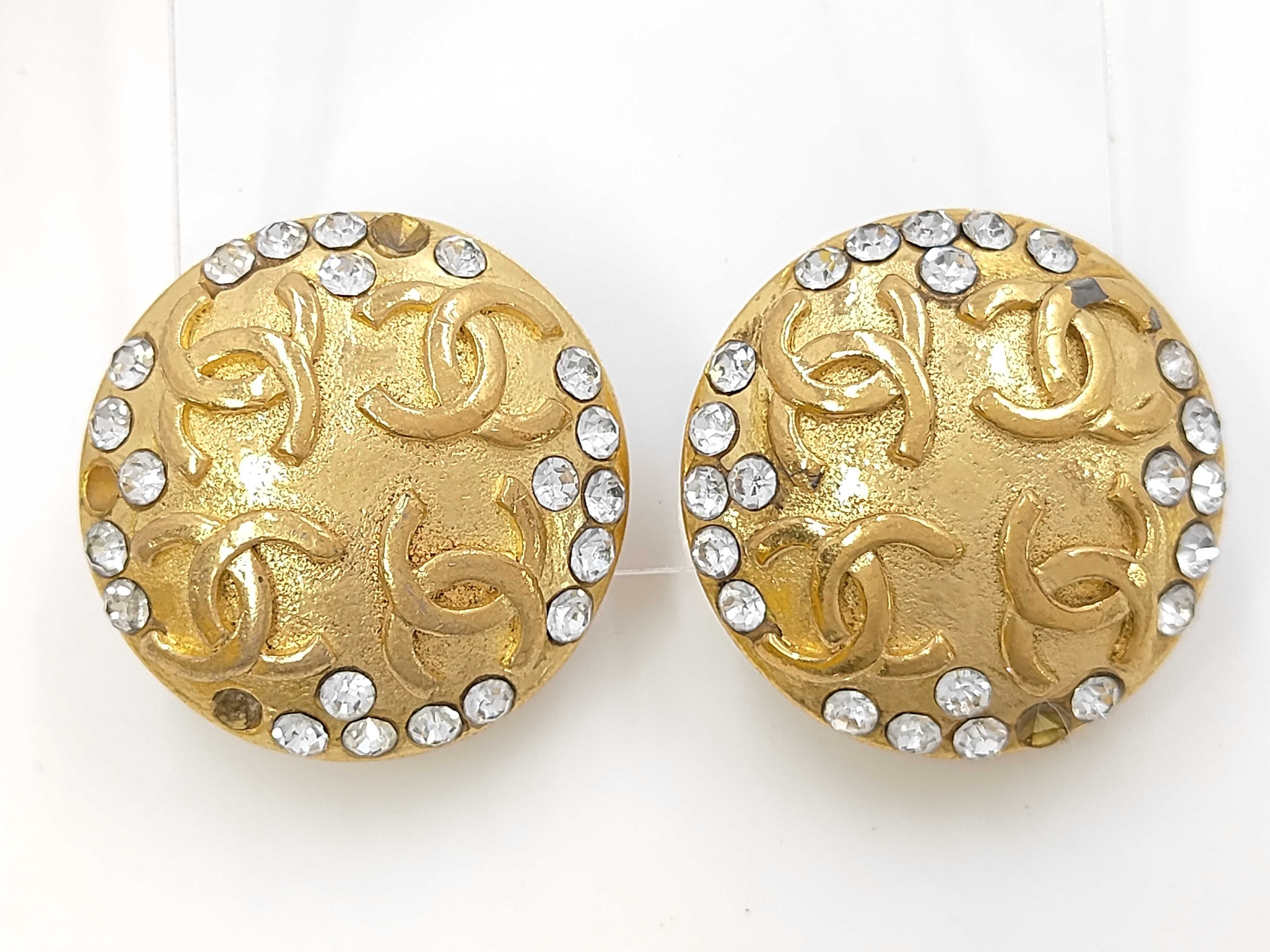 earrings, 4-strand Coco Mark design with rhinestones, engraved with numbers 2 and 3.