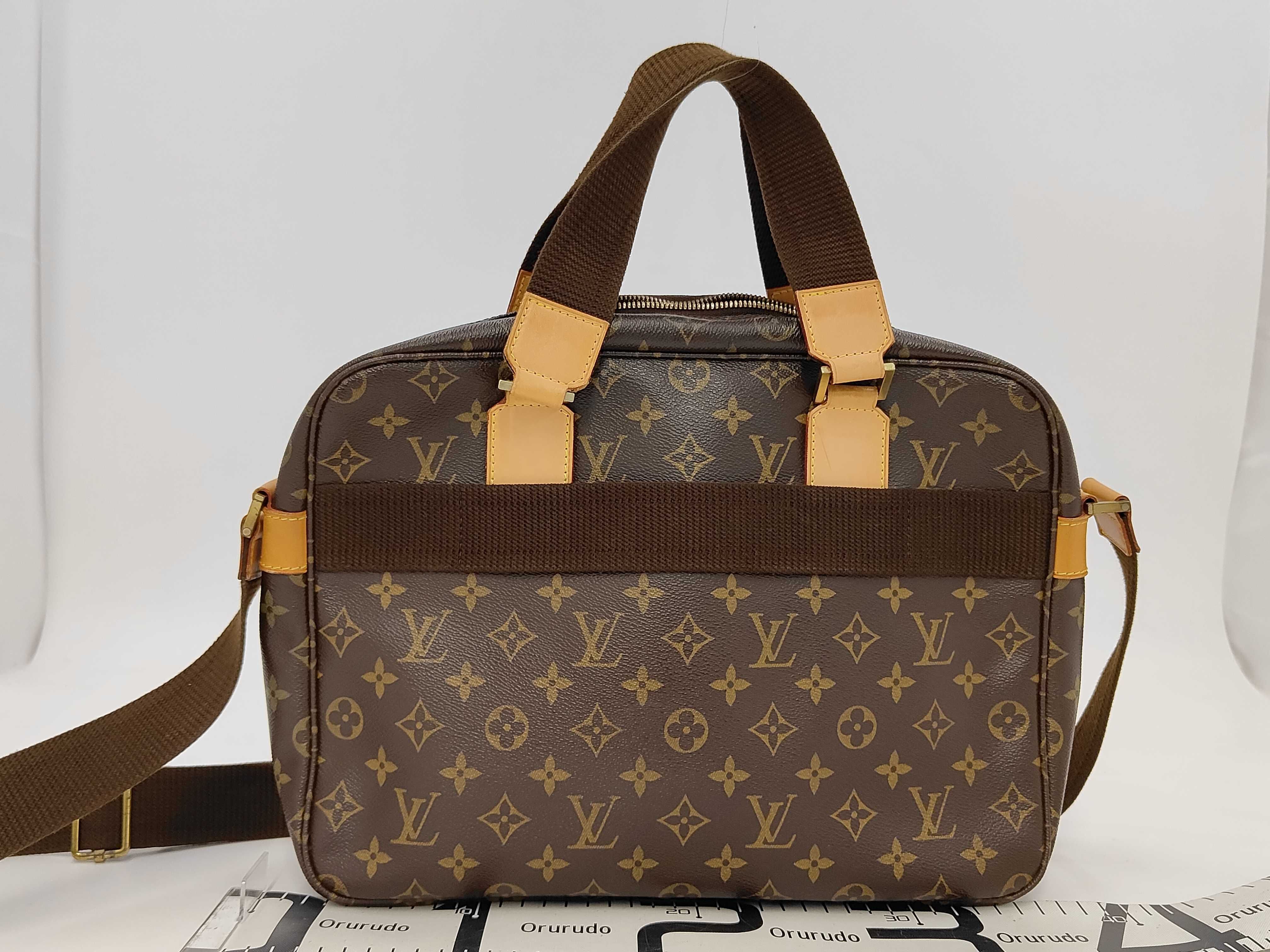 Monogram Louis Vuitton Monogram Sac Bosphore CA1016 Shoulder Bag — view 2