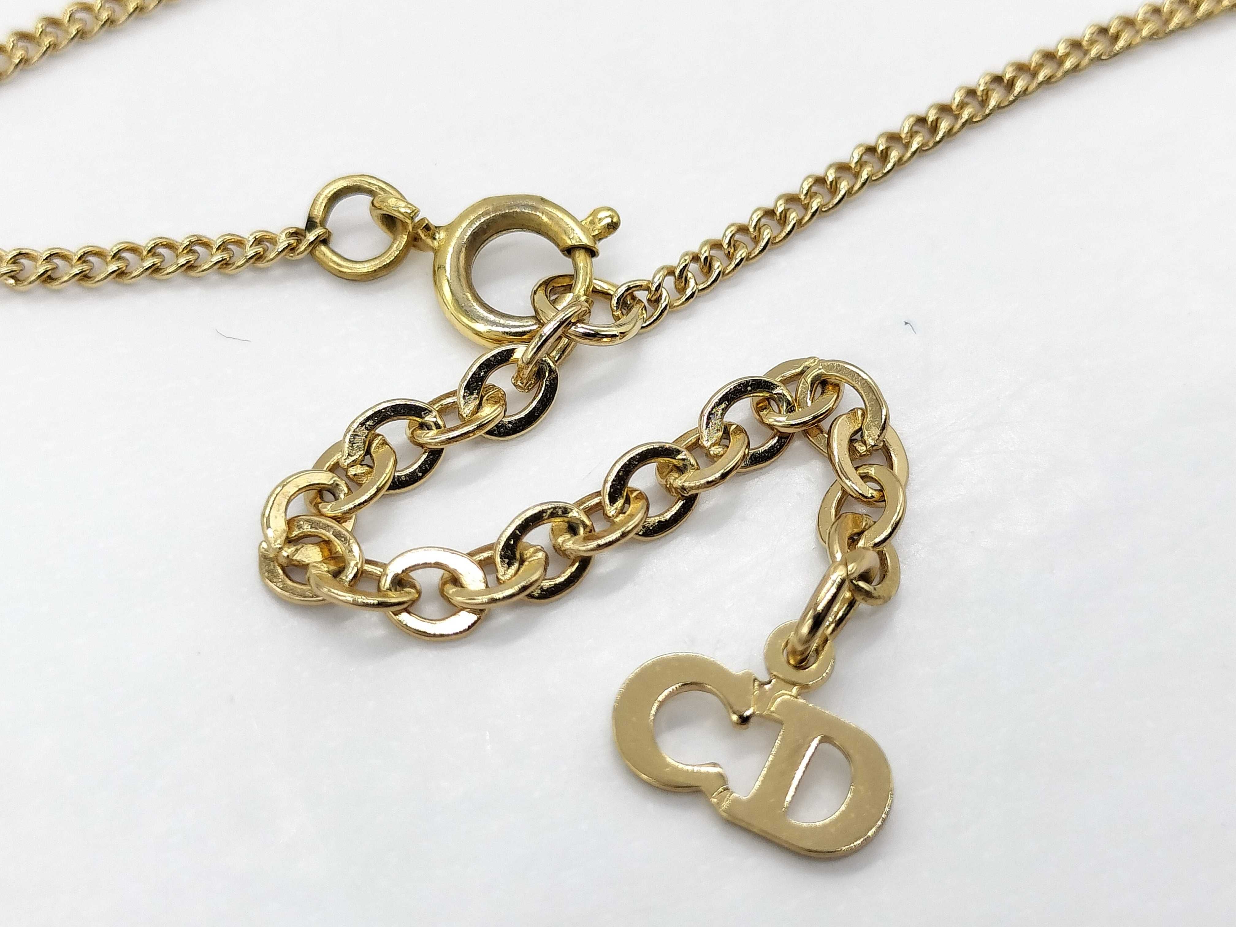 necklace — view 9