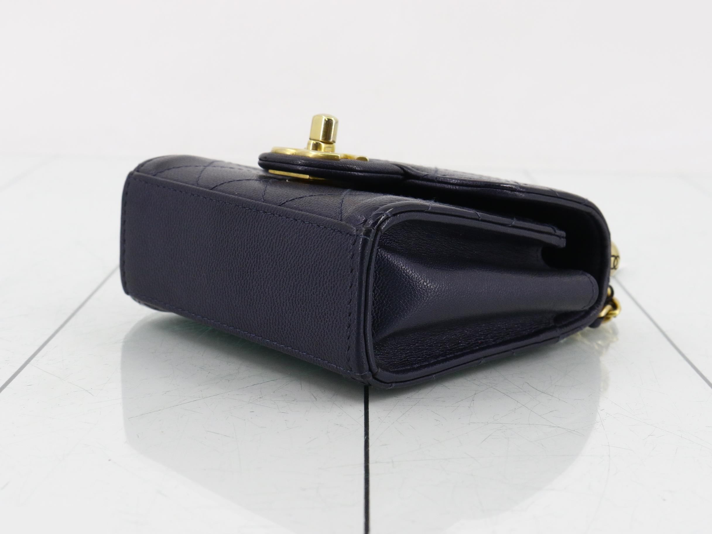 Matelassé (bag) - Shoulder bag — view 6