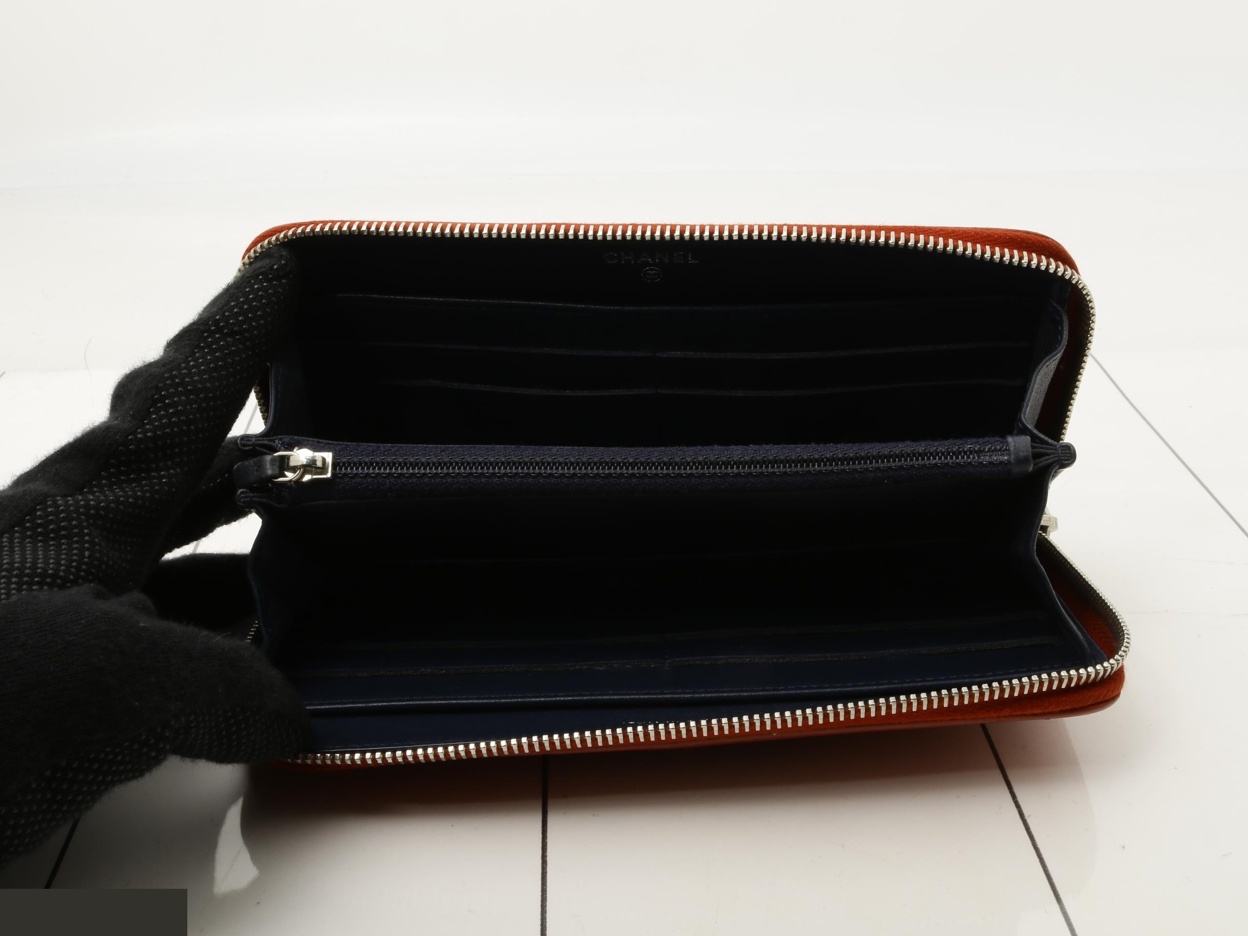 Coco Mark Round Zipper Long Wallet, Series 22 — view 4