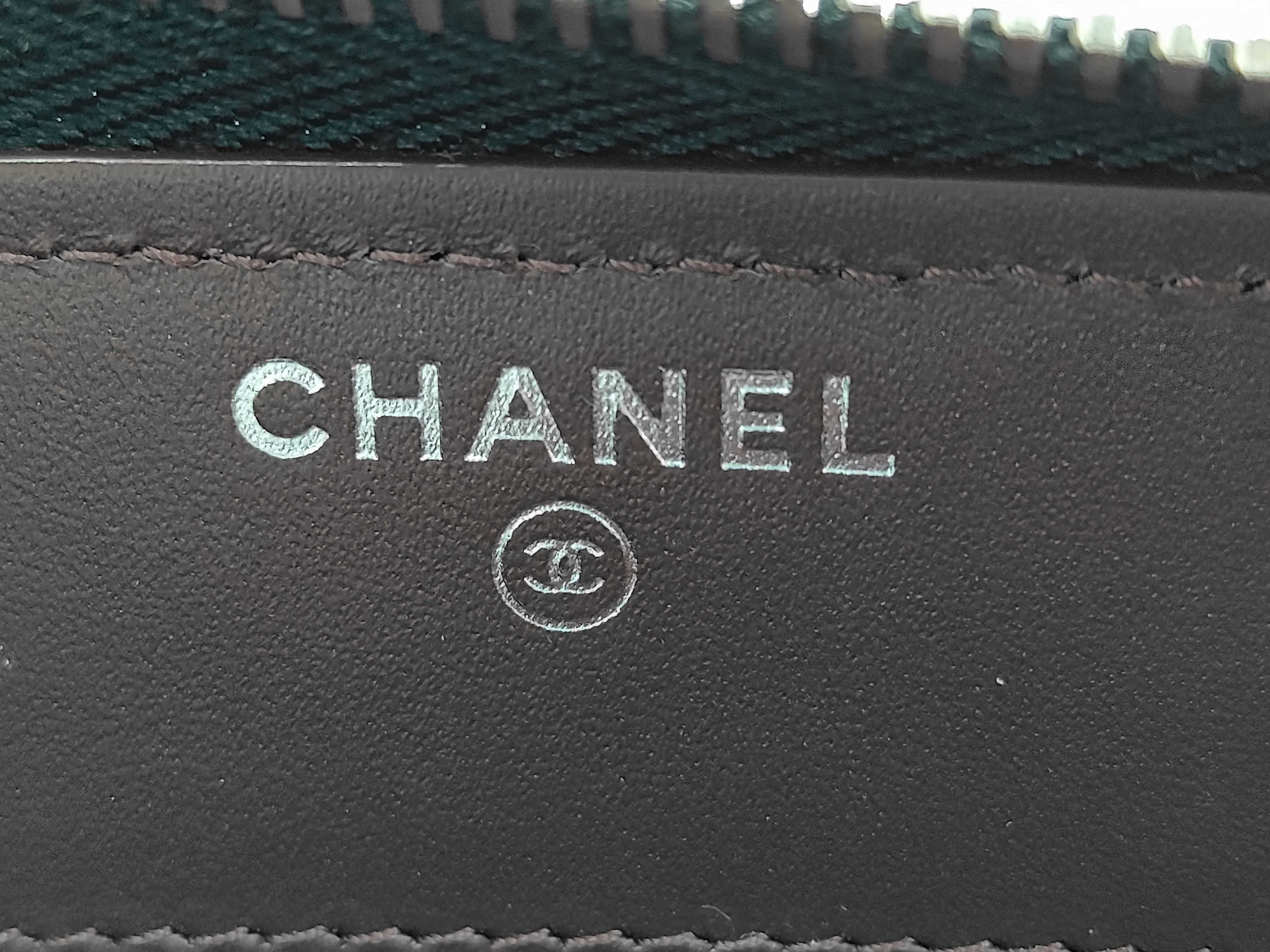 V-stitch round long wallet — view 13