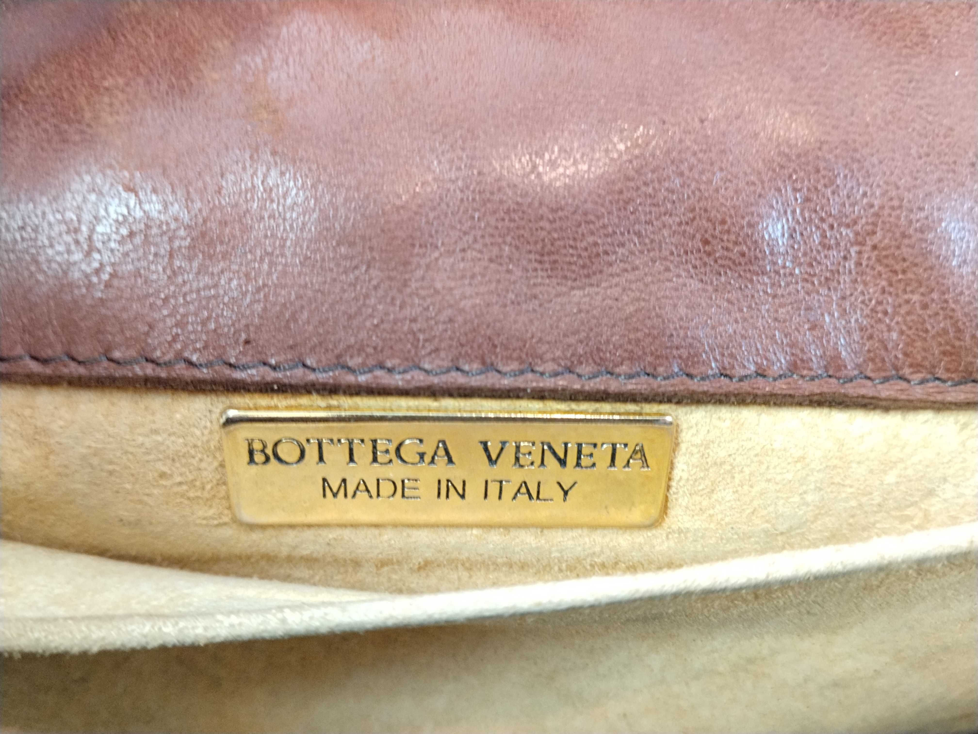Intrecciato Bottega Veneta Intrecciato Shoulder Bag — view 13