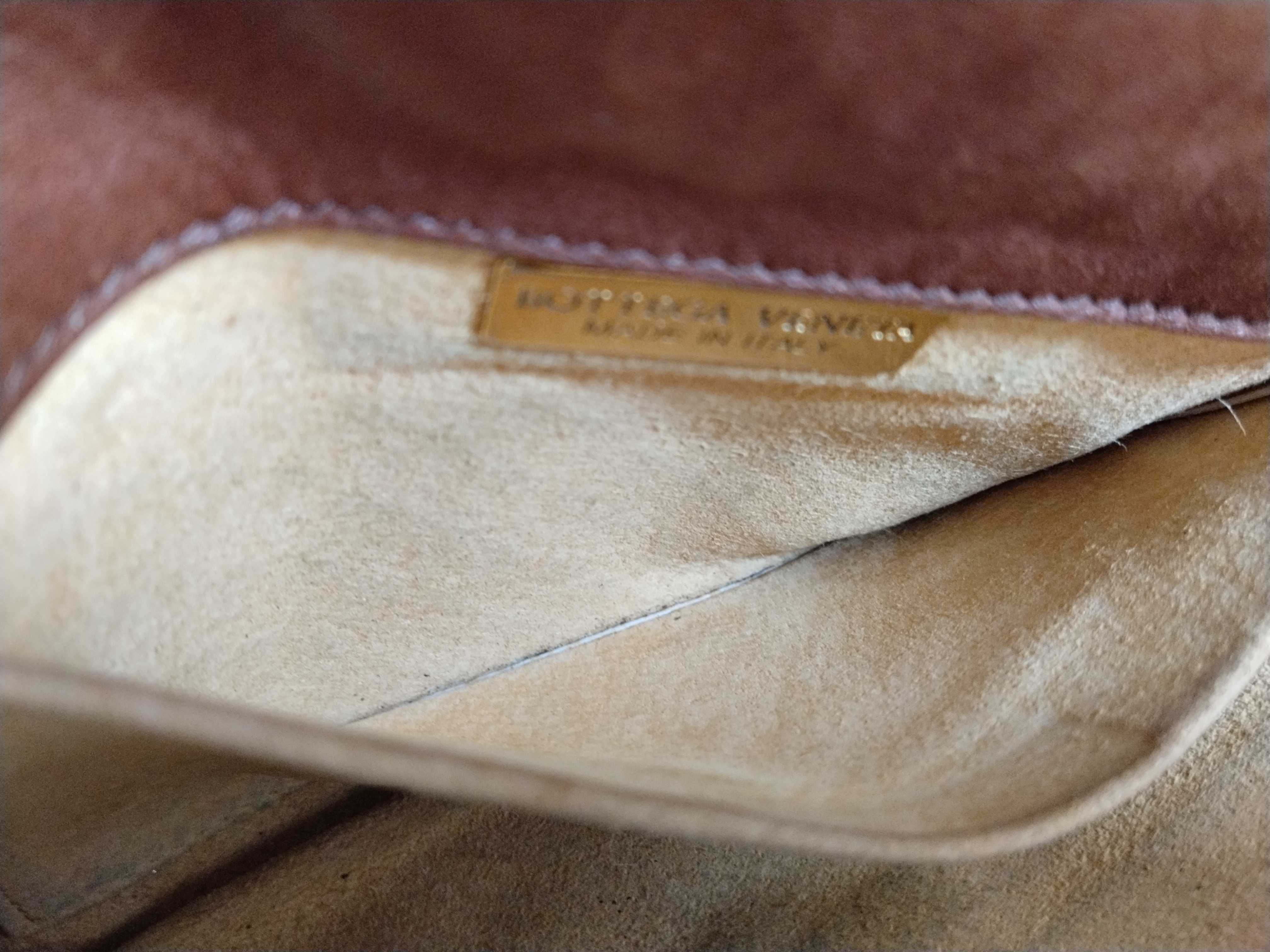 Intrecciato Bottega Veneta Intrecciato Shoulder Bag — view 14