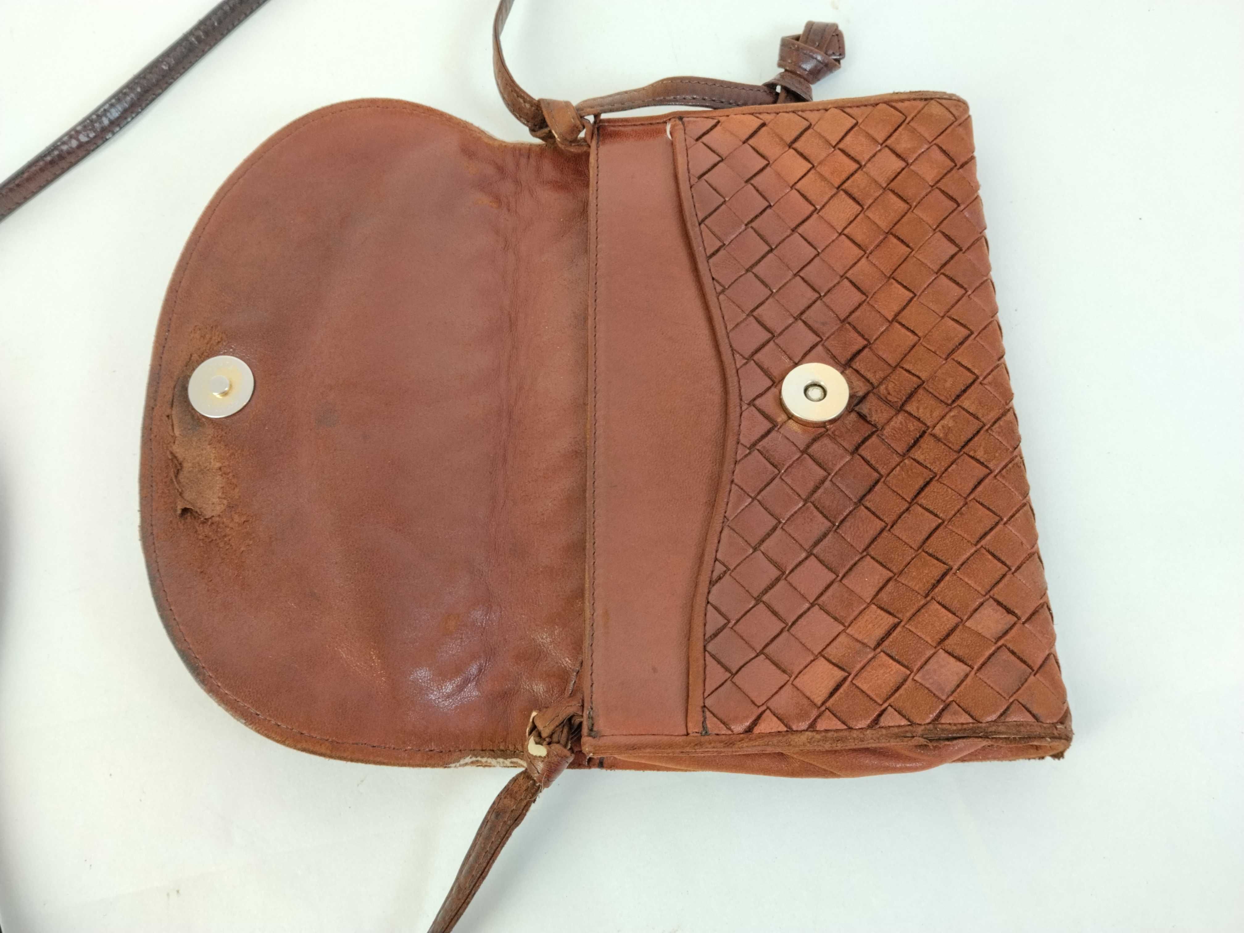 Intrecciato Bottega Veneta Intrecciato Shoulder Bag — view 9