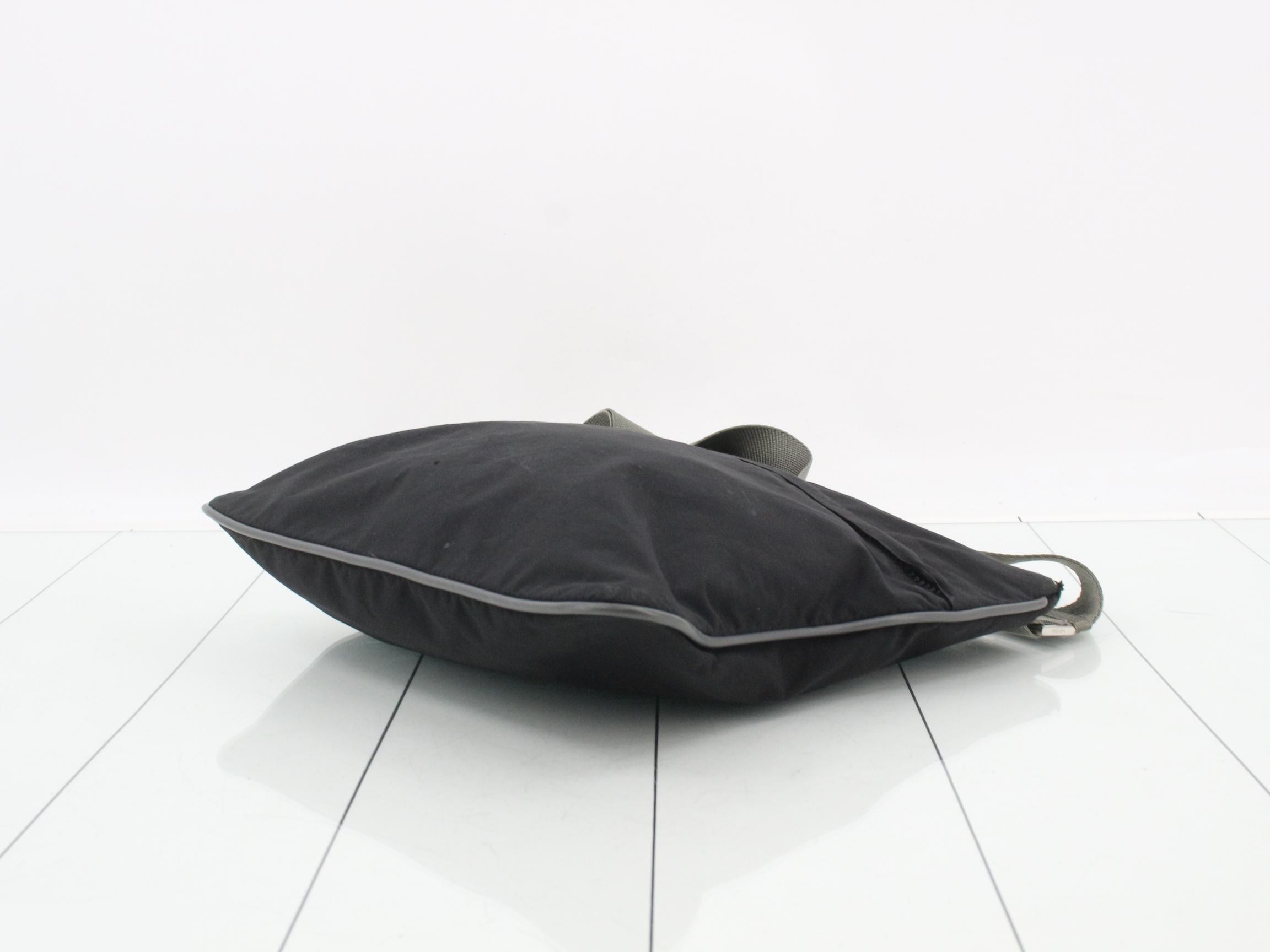 Other lines: Bags & Shoulder Bags - Prada — view 6