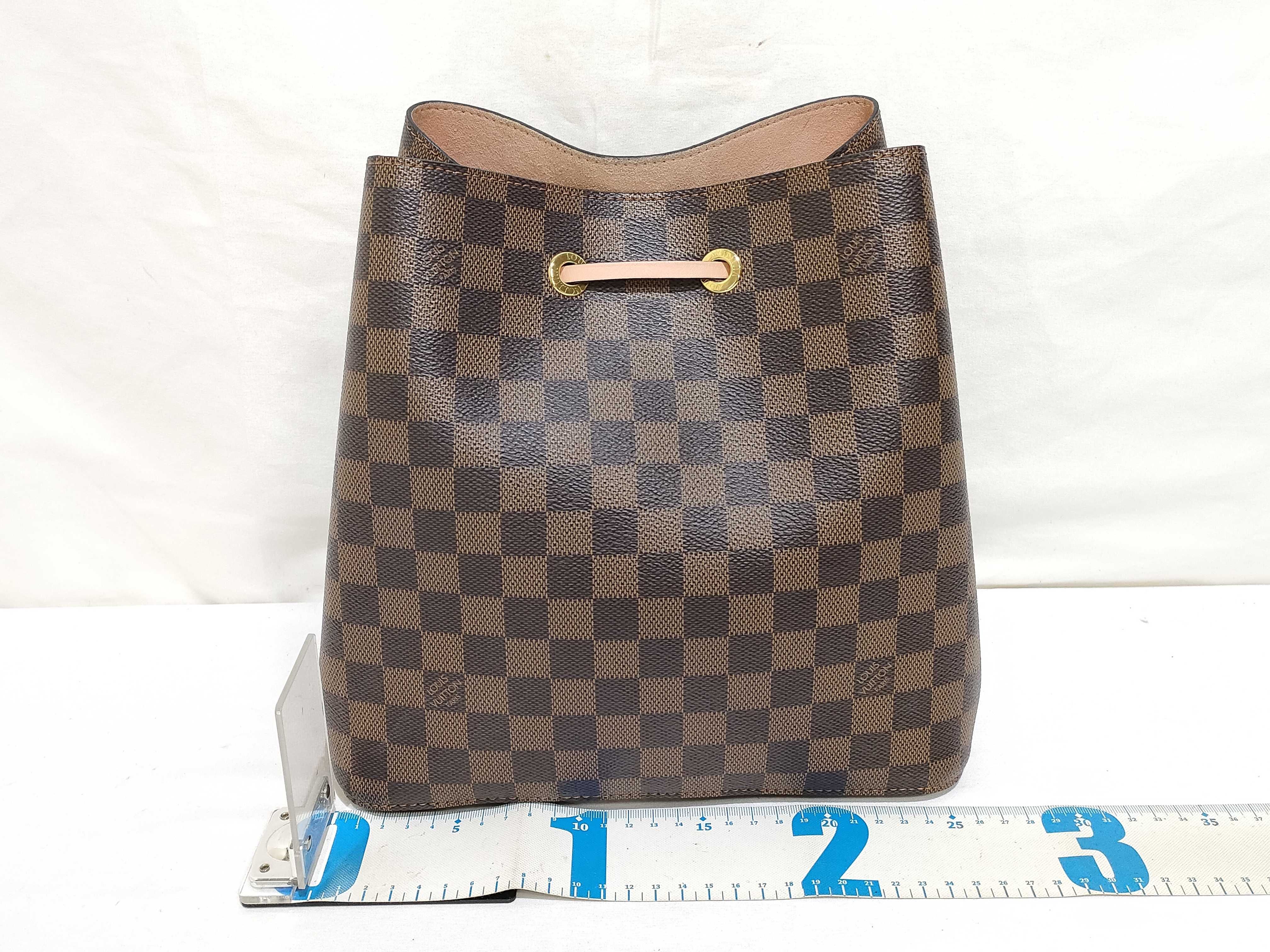 Damier Neo Noe Shoulder Bag MI2199 Shoulder Bag — view 2