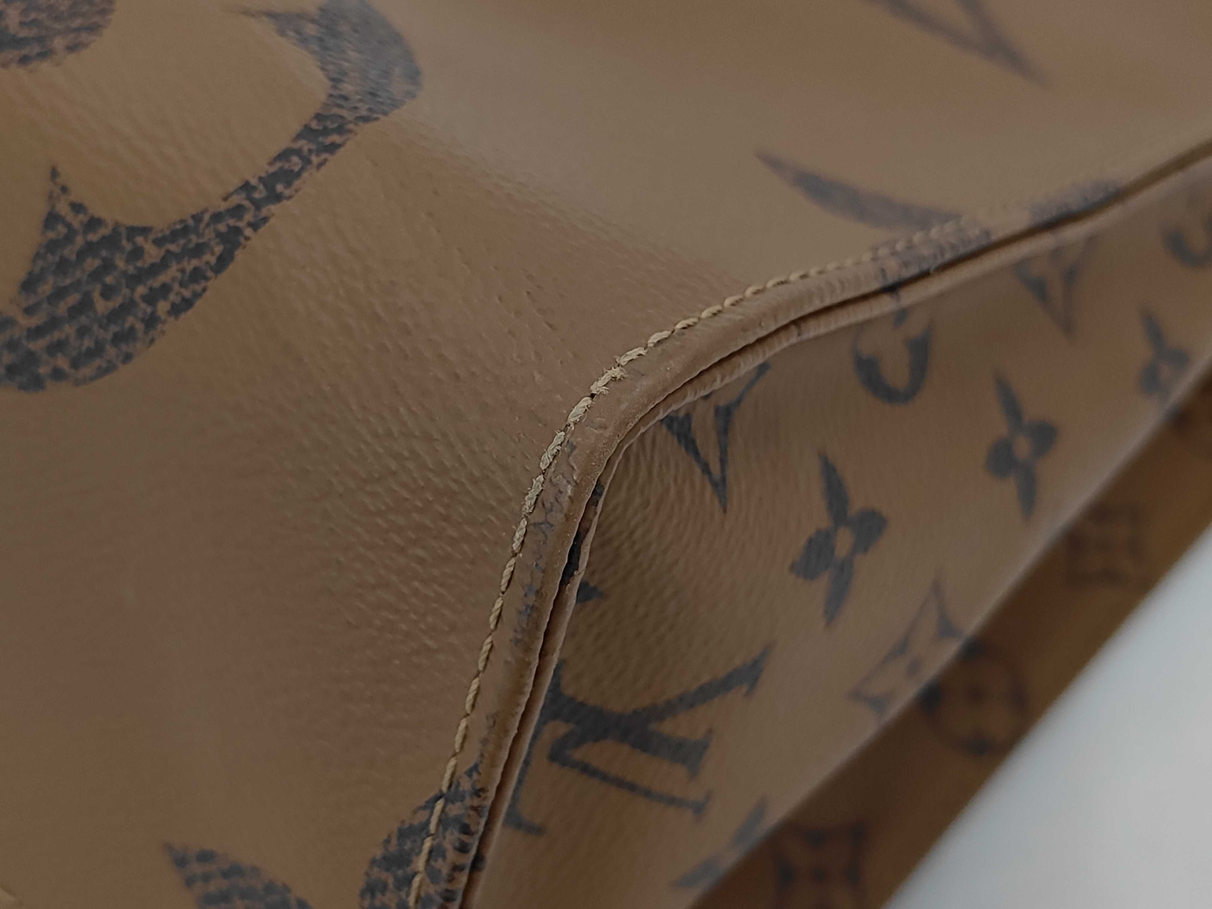 Onzago- Tote Bag — view 3