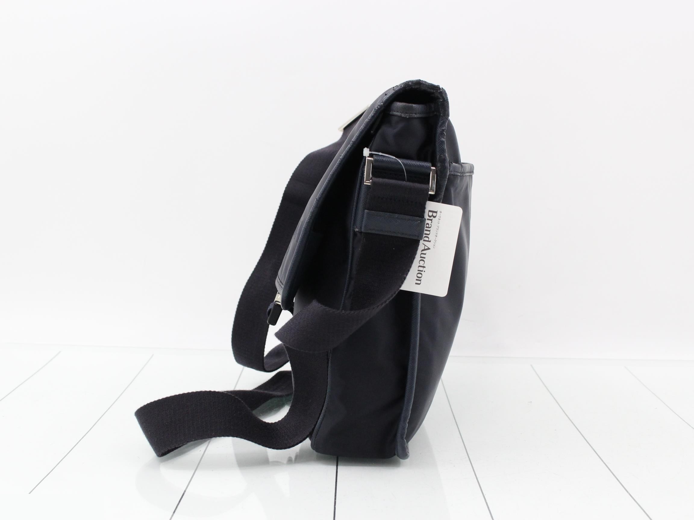 Shoulder bag — view 3