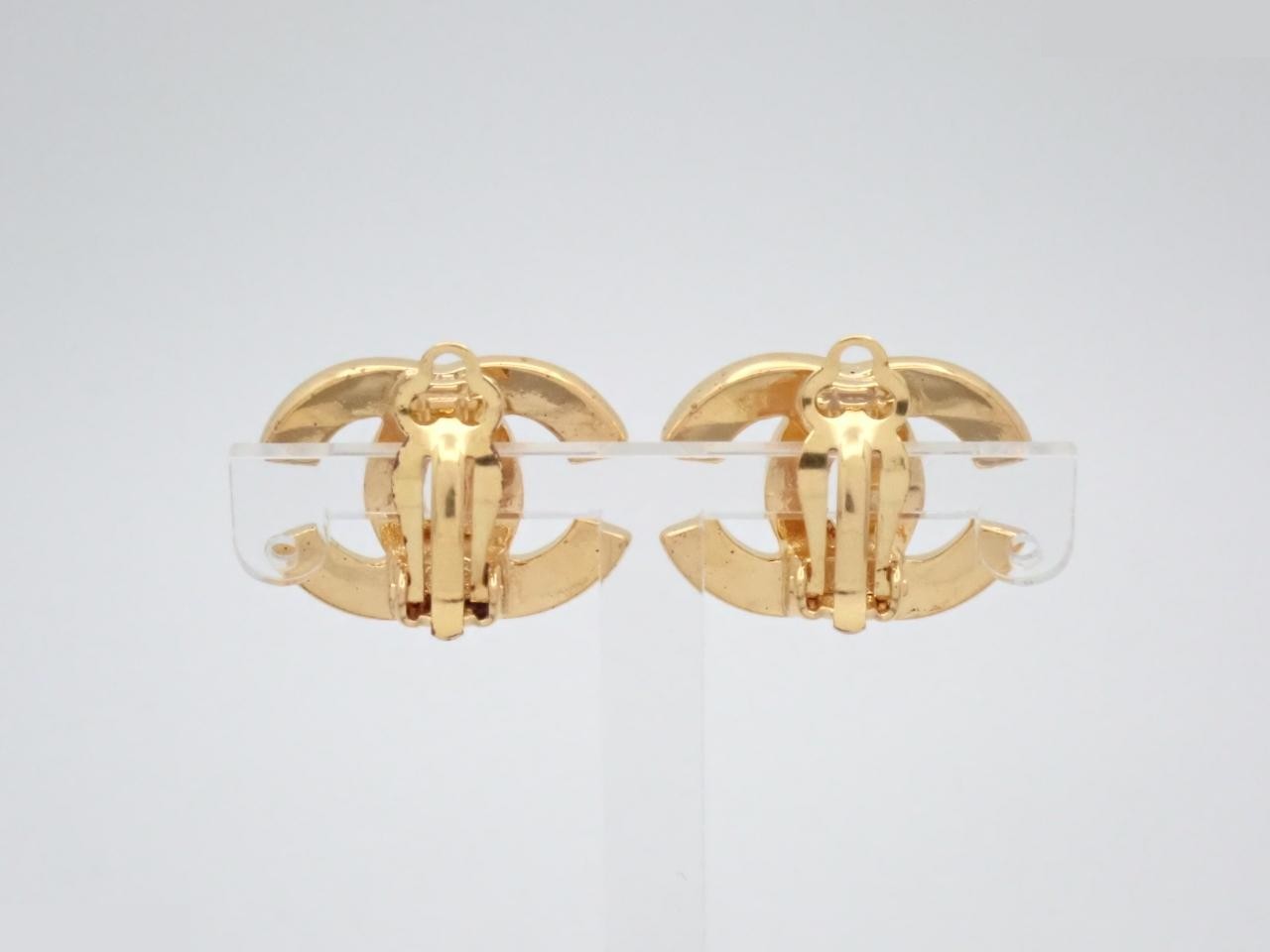 Earrings, Model 02P, Coco Mark, Gold, 2.2cm wide — view 2