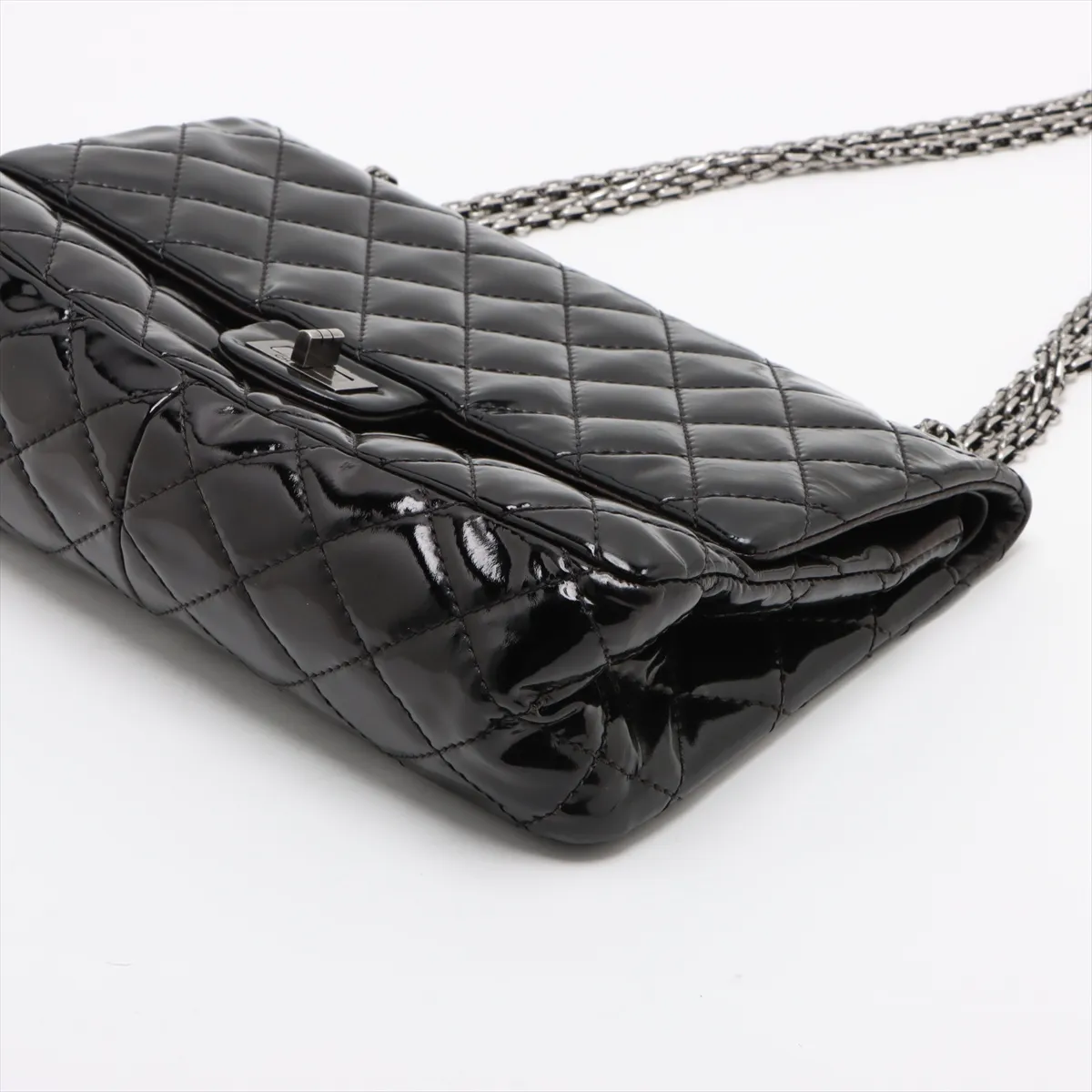 Matelasse 2.55 Patent leather double flap double chain bag black silver hardware 14966940 14th series — view 3