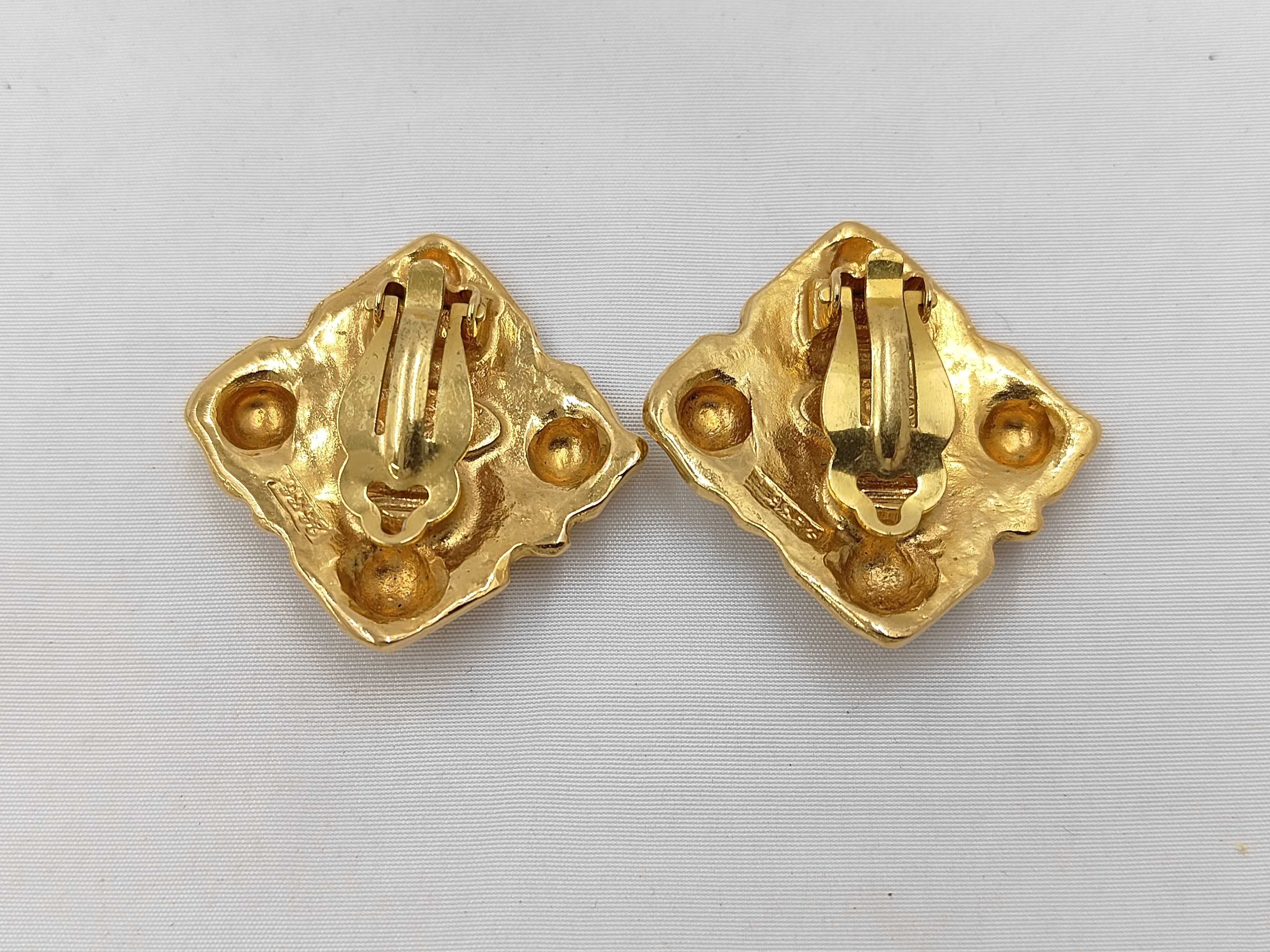 gold diamond vintage earrings — view 2