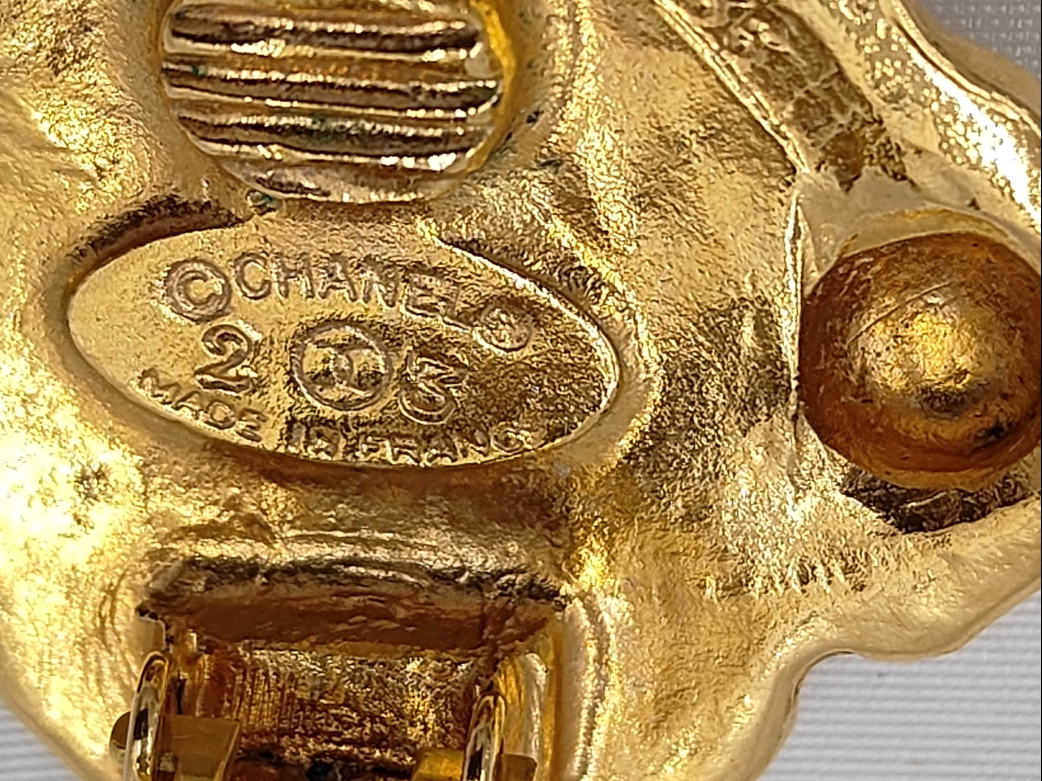 gold diamond vintage earrings — view 5