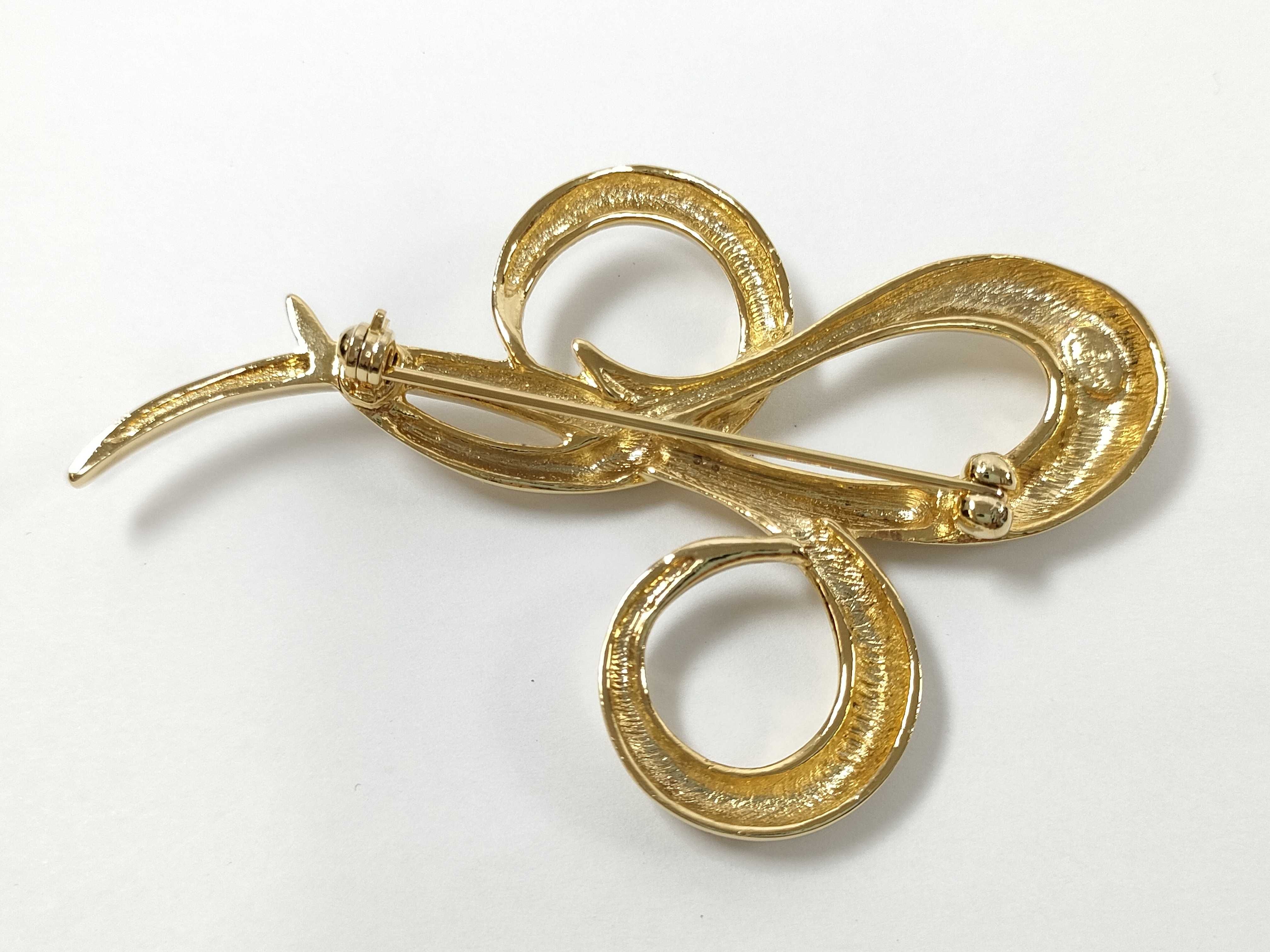 Vintage Gold Brooch — view 2