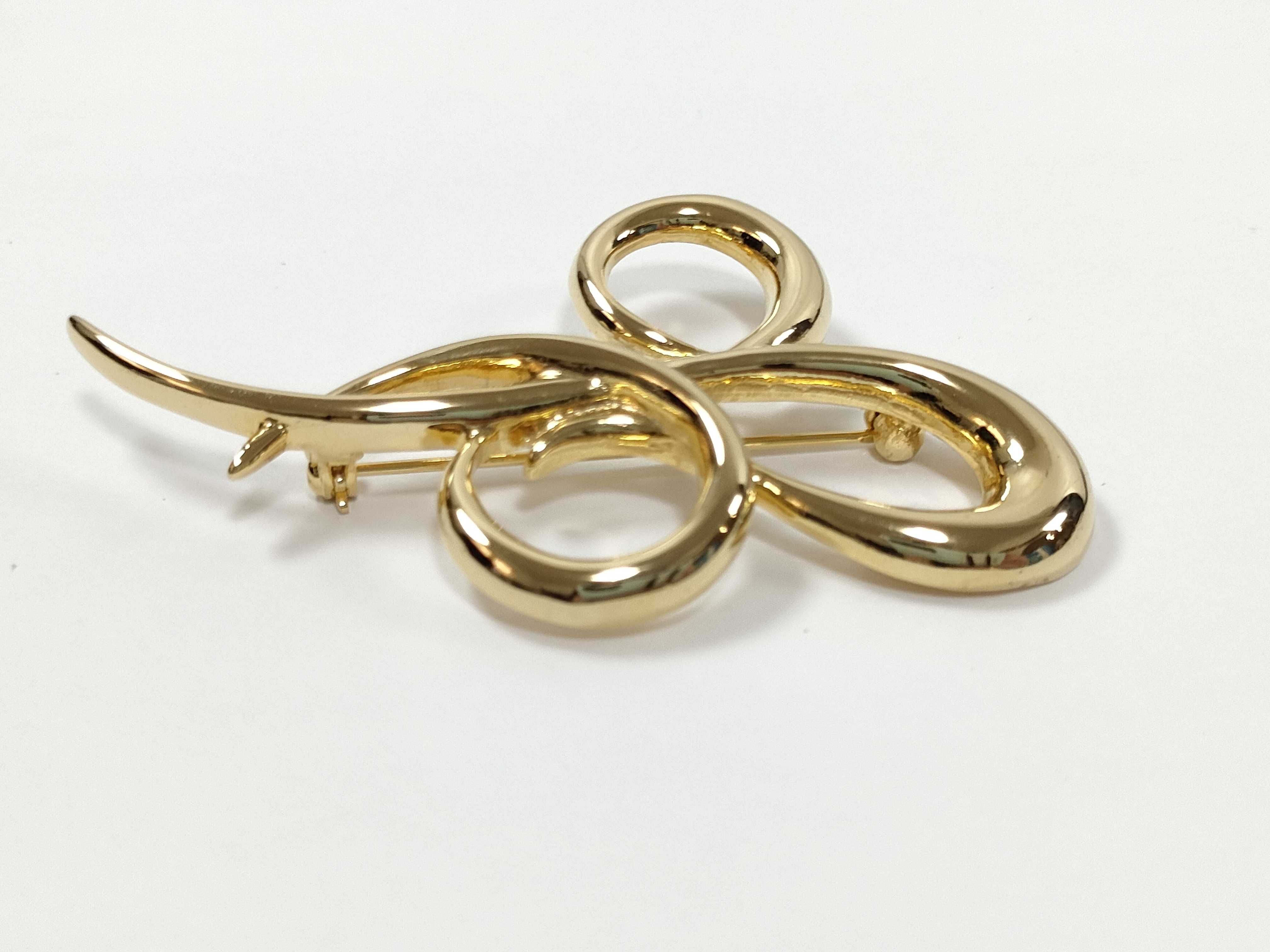 Vintage Gold Brooch — view 3
