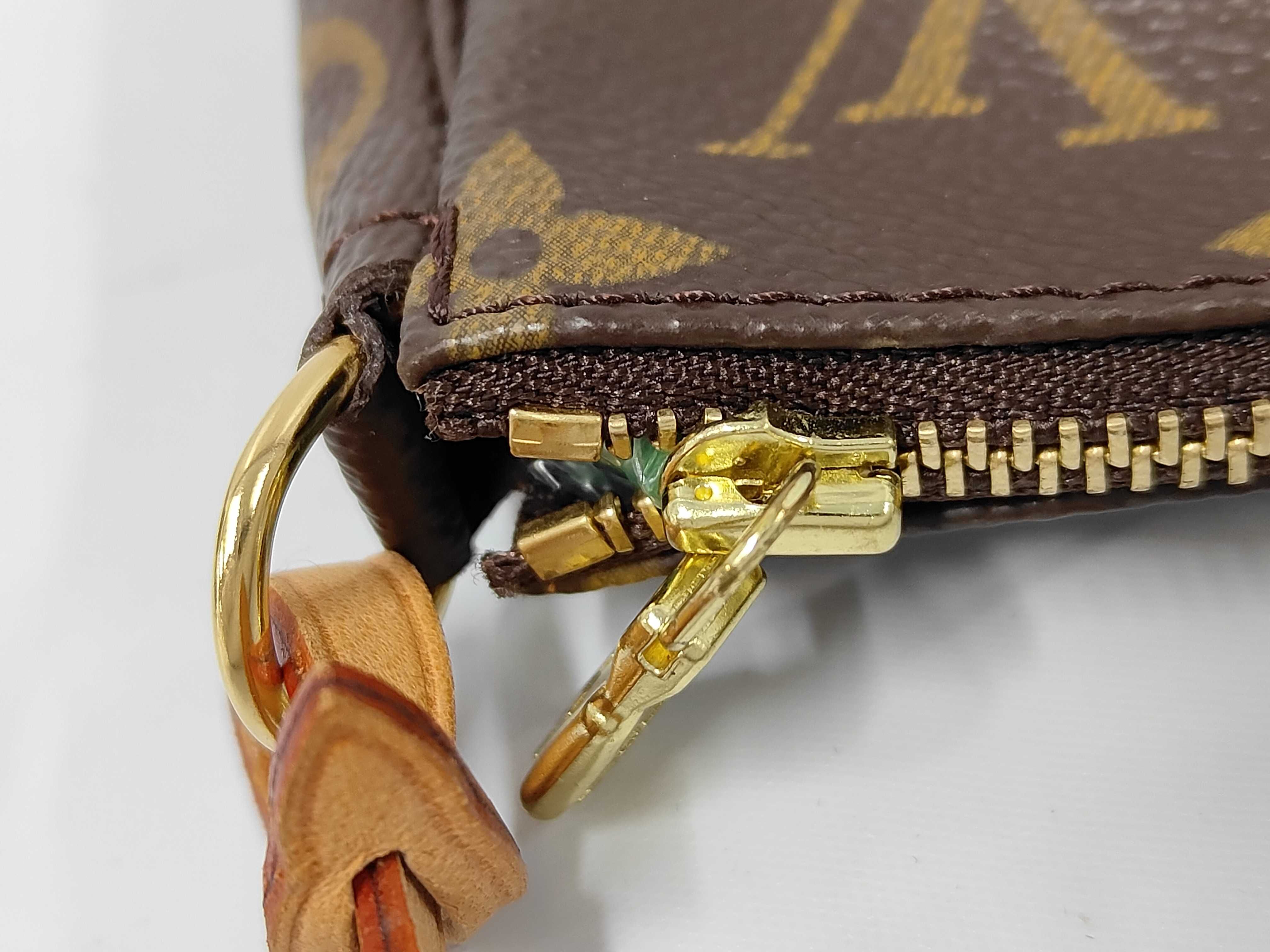 Pochette Accessoires Pouch Monogram Pouch — view 9