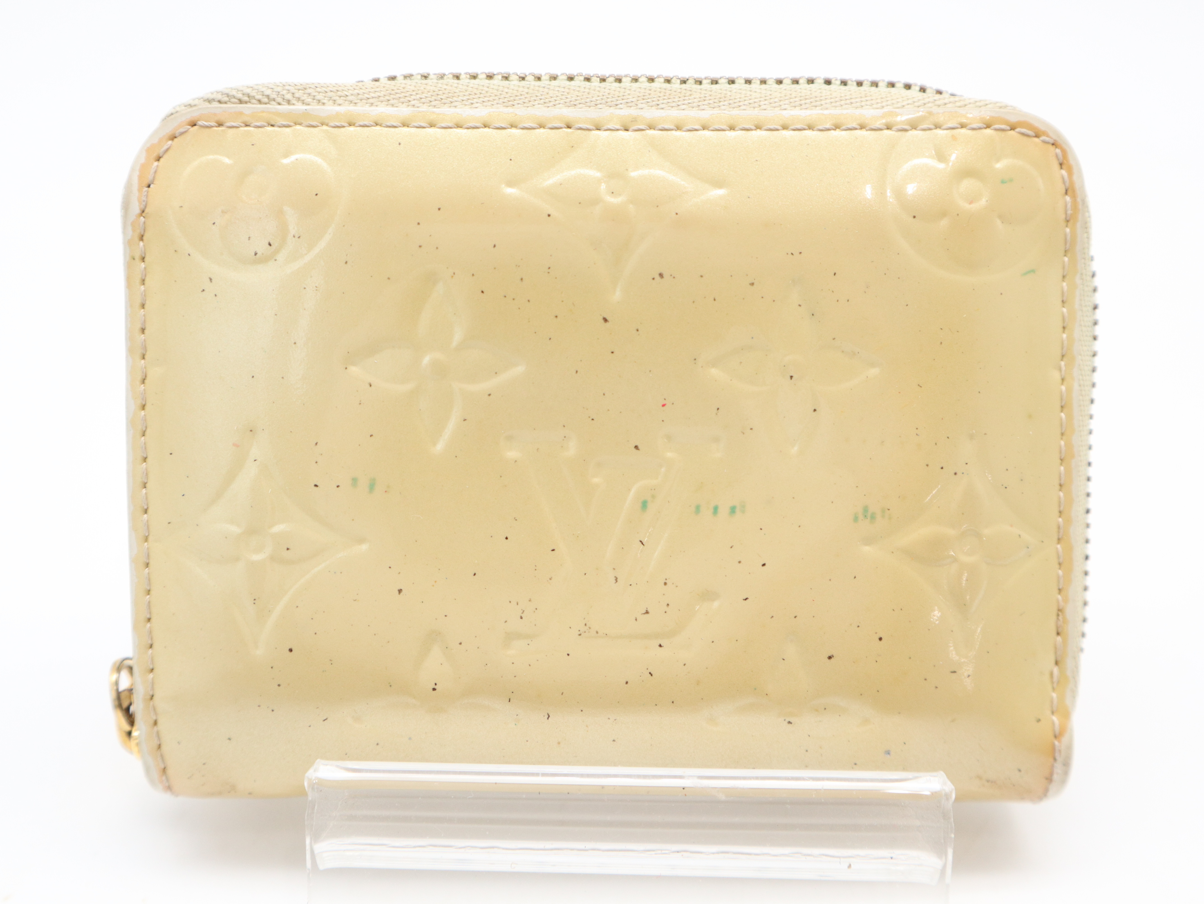 M90203 Vernis Zippy Coin Purse Dune Wallet