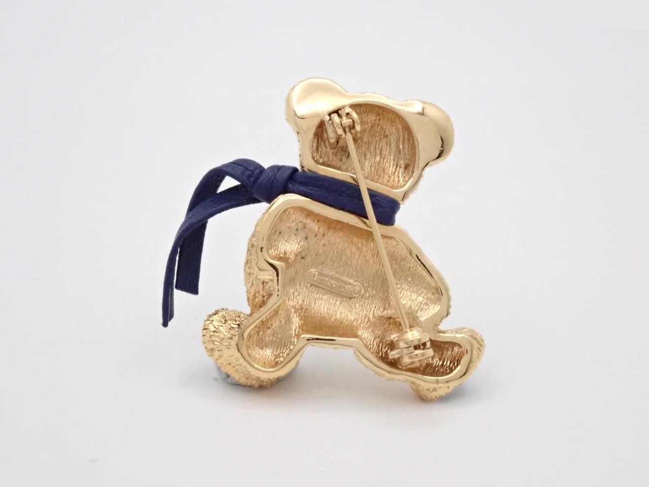 bear box — view 2