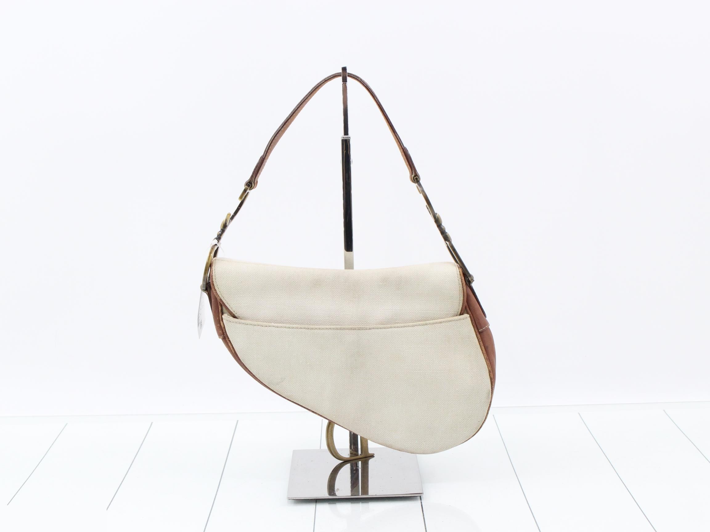 saddle — view 2