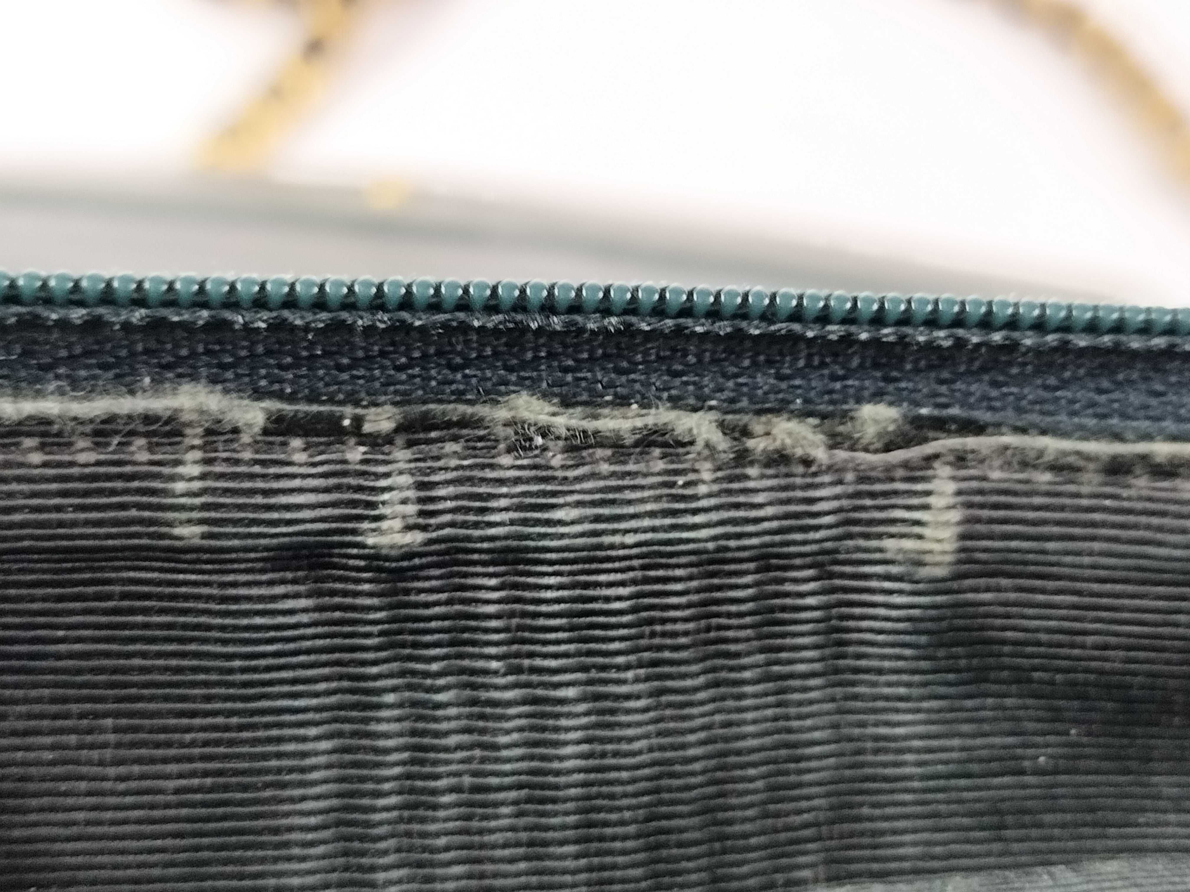 Caviar Skin Chain Wallet — view 14