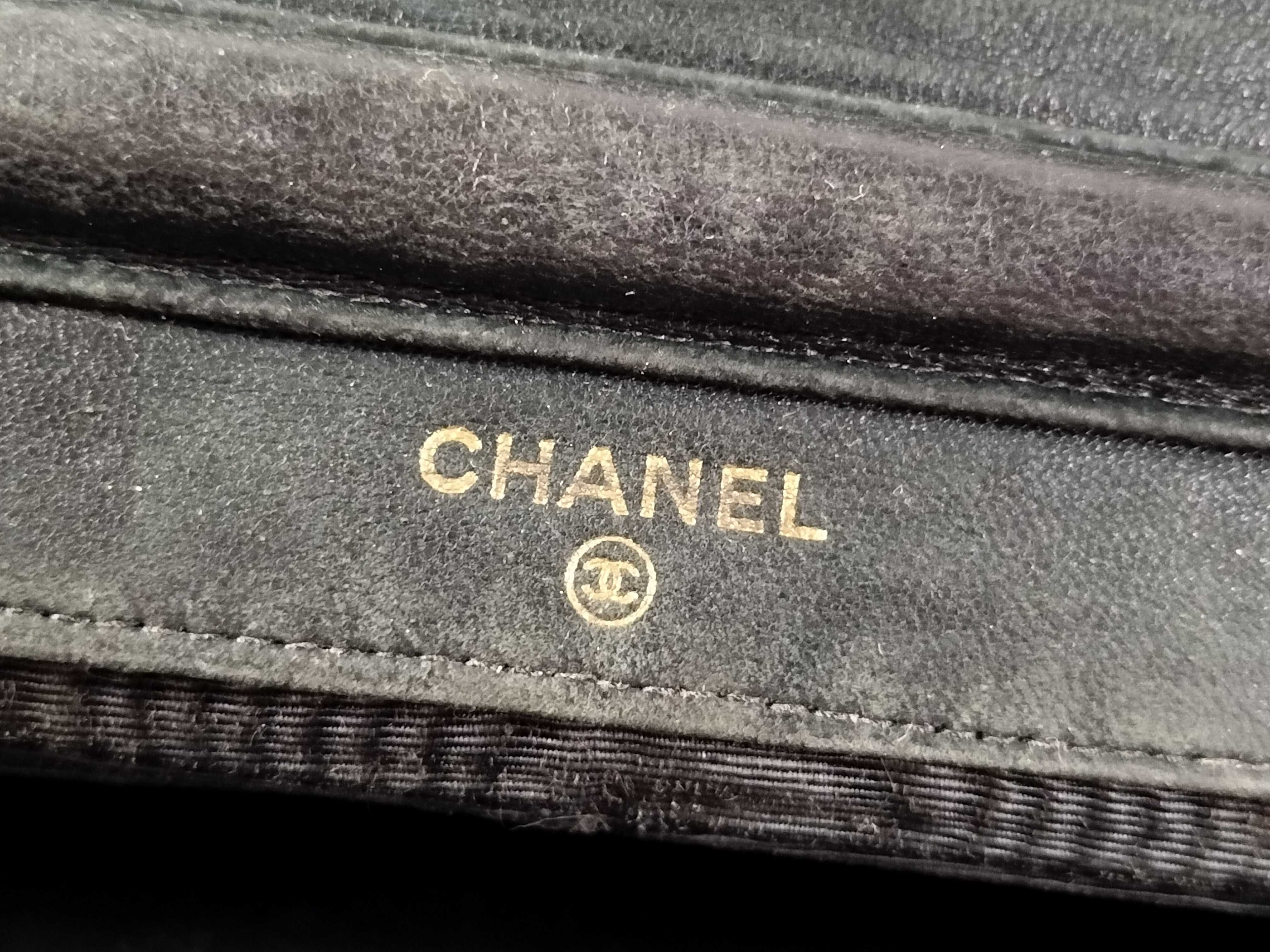 Caviar Skin Chain Wallet — view 8