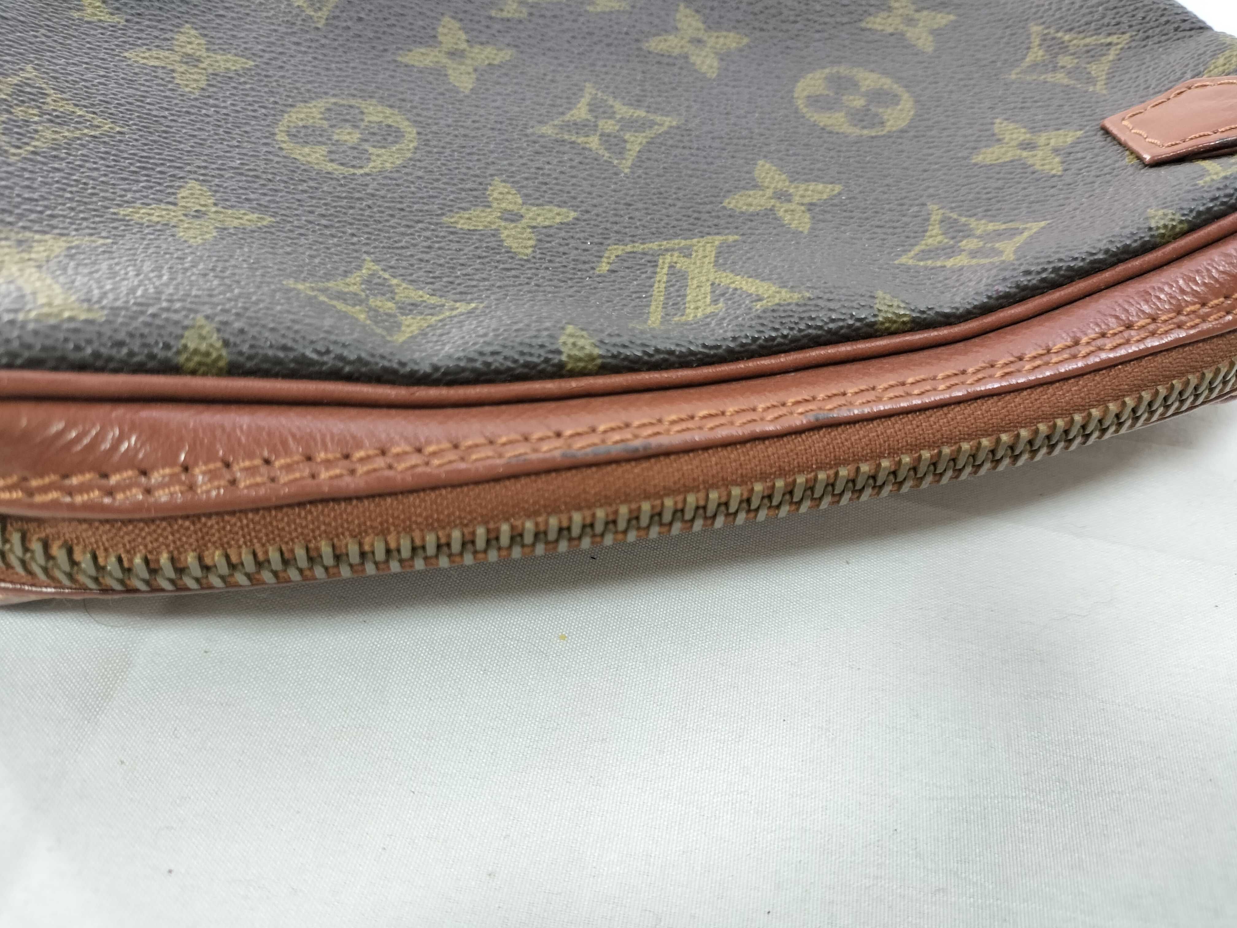 Monogram Marly Bandoulière (old model) clutch bag — view 5