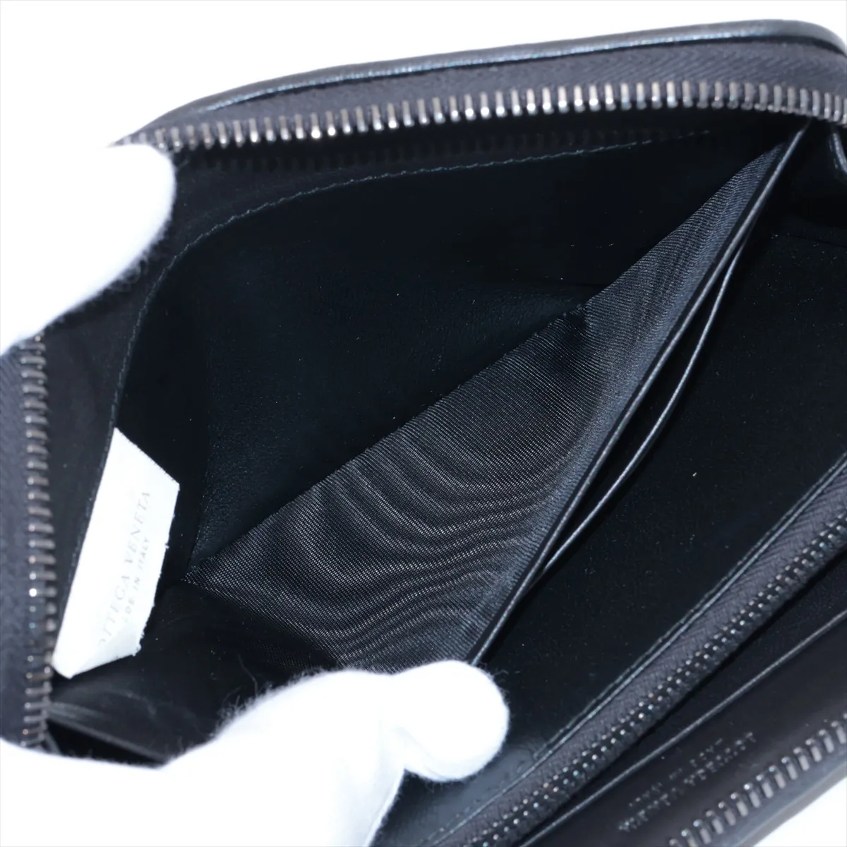 Intrecciato Leather Round Zip Wallet, Black — view 4