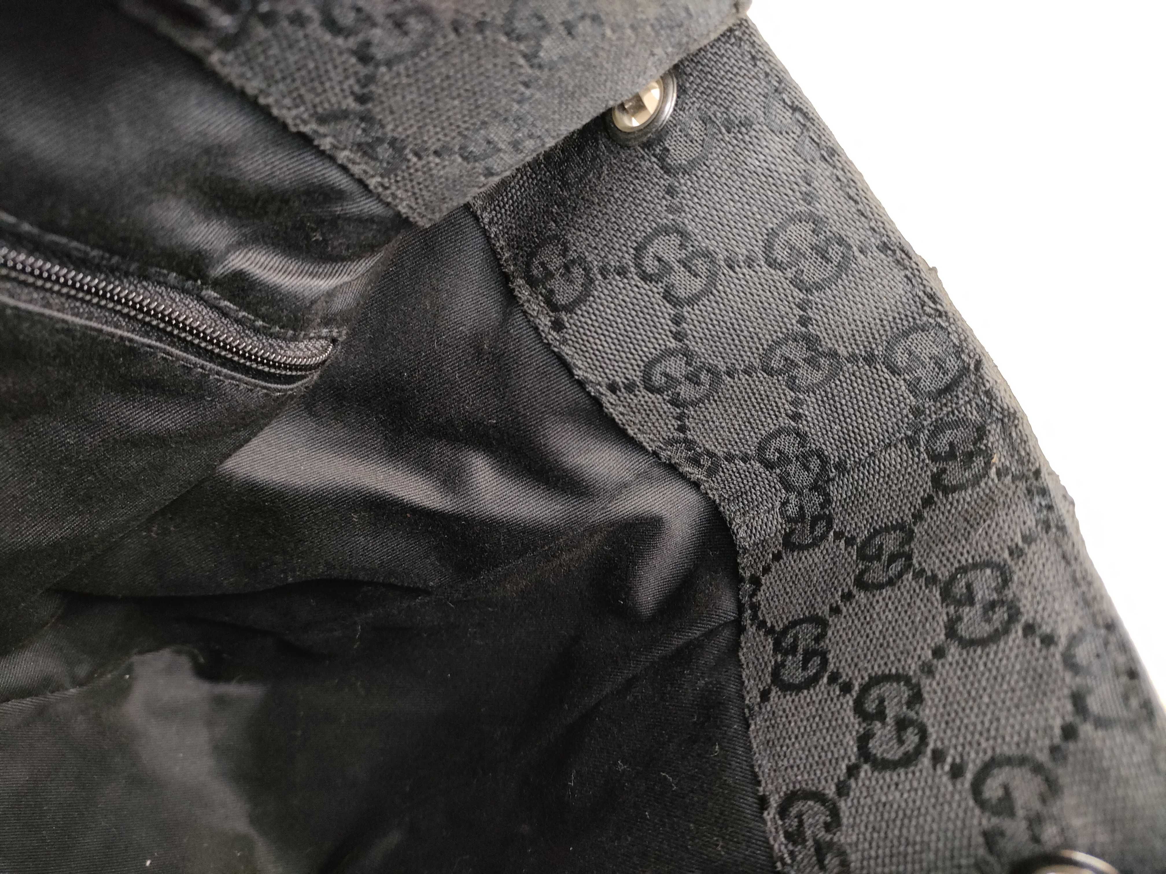 GG Canvas Tote Bag (Black) — view 8