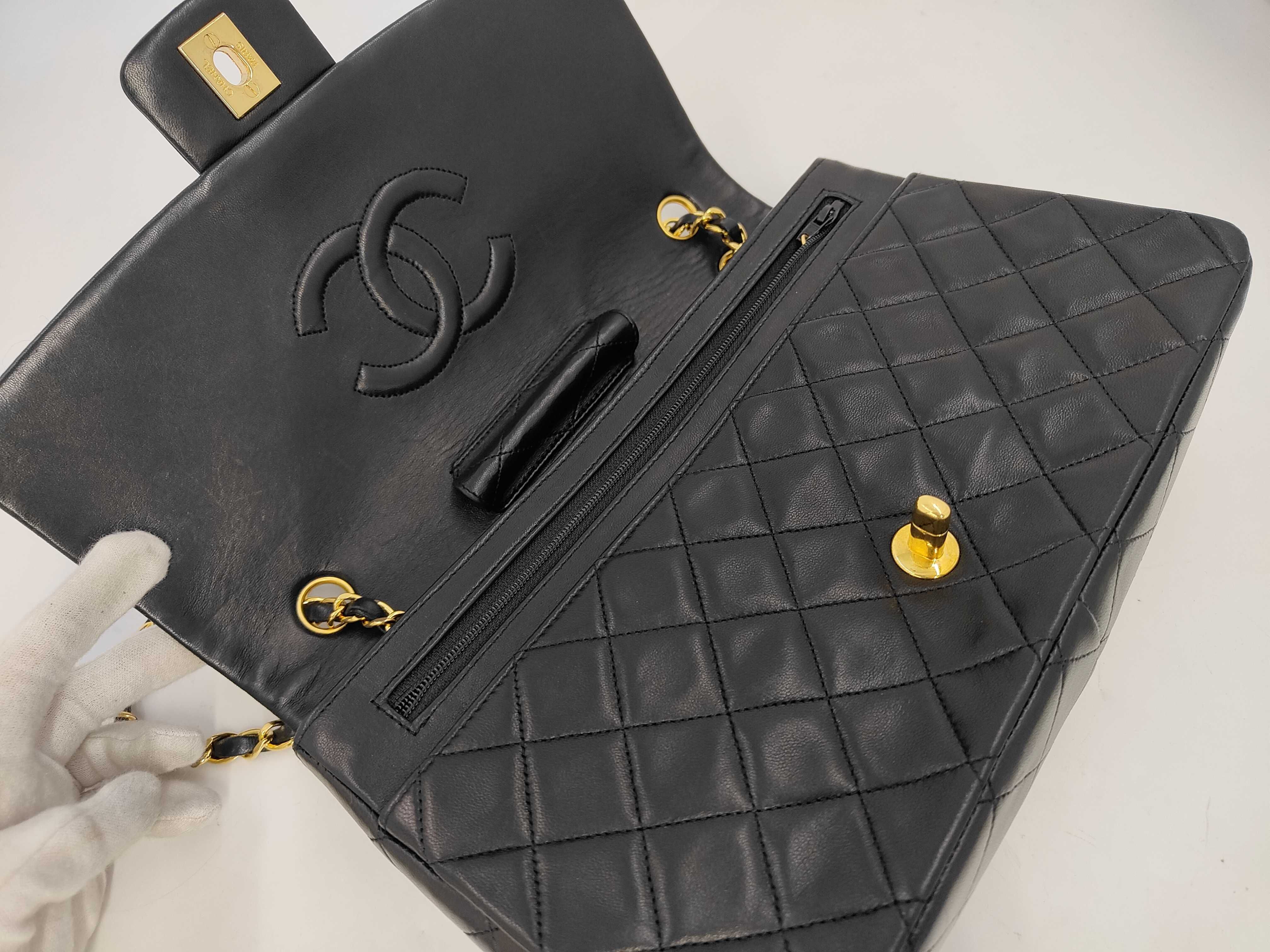 Matelassé 25 Double Chain Shoulder Bag — view 7