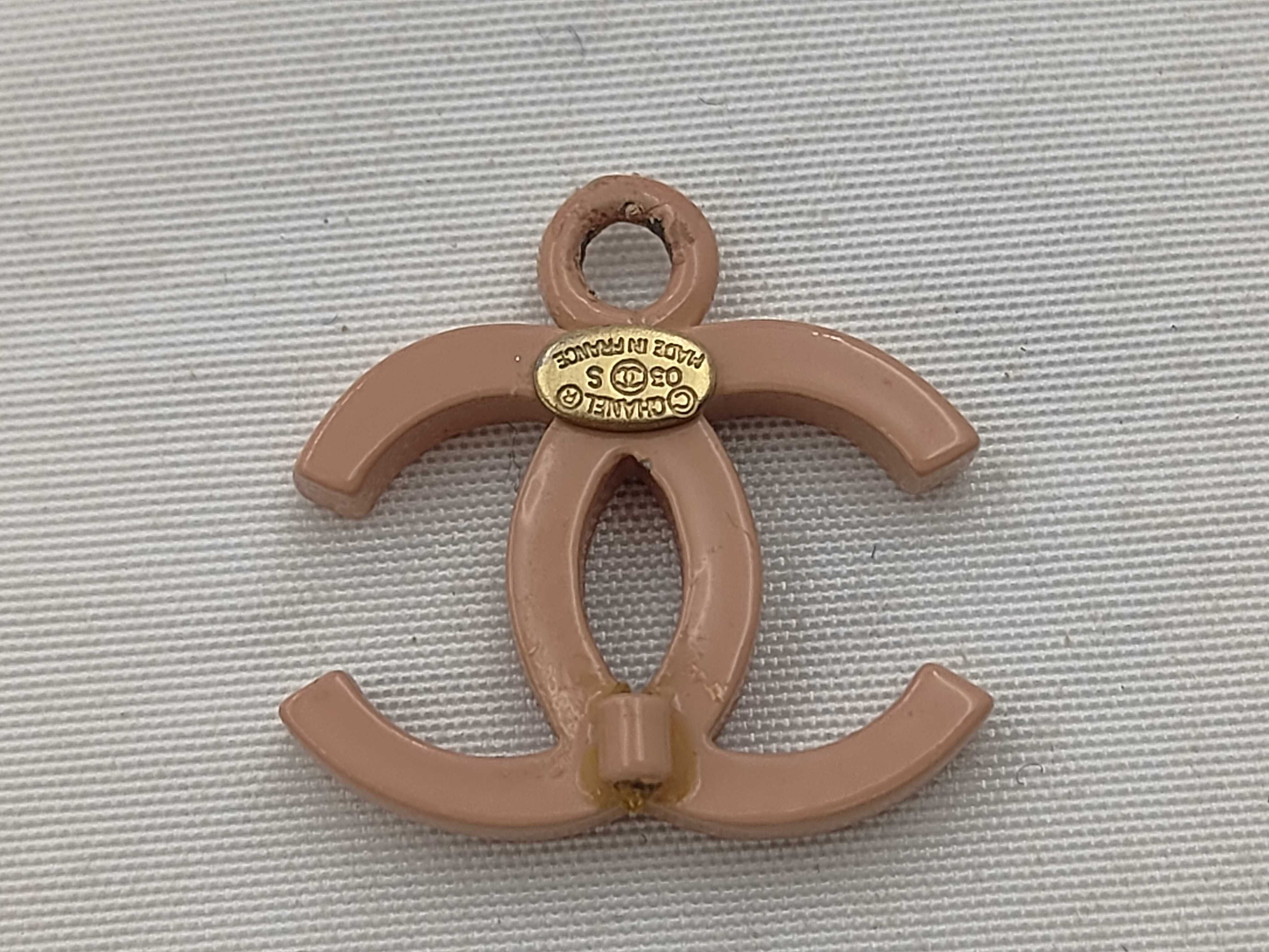 14-0825-1300 Chanel Necklace Top, 03S 10,000 Pendant Top — view 2