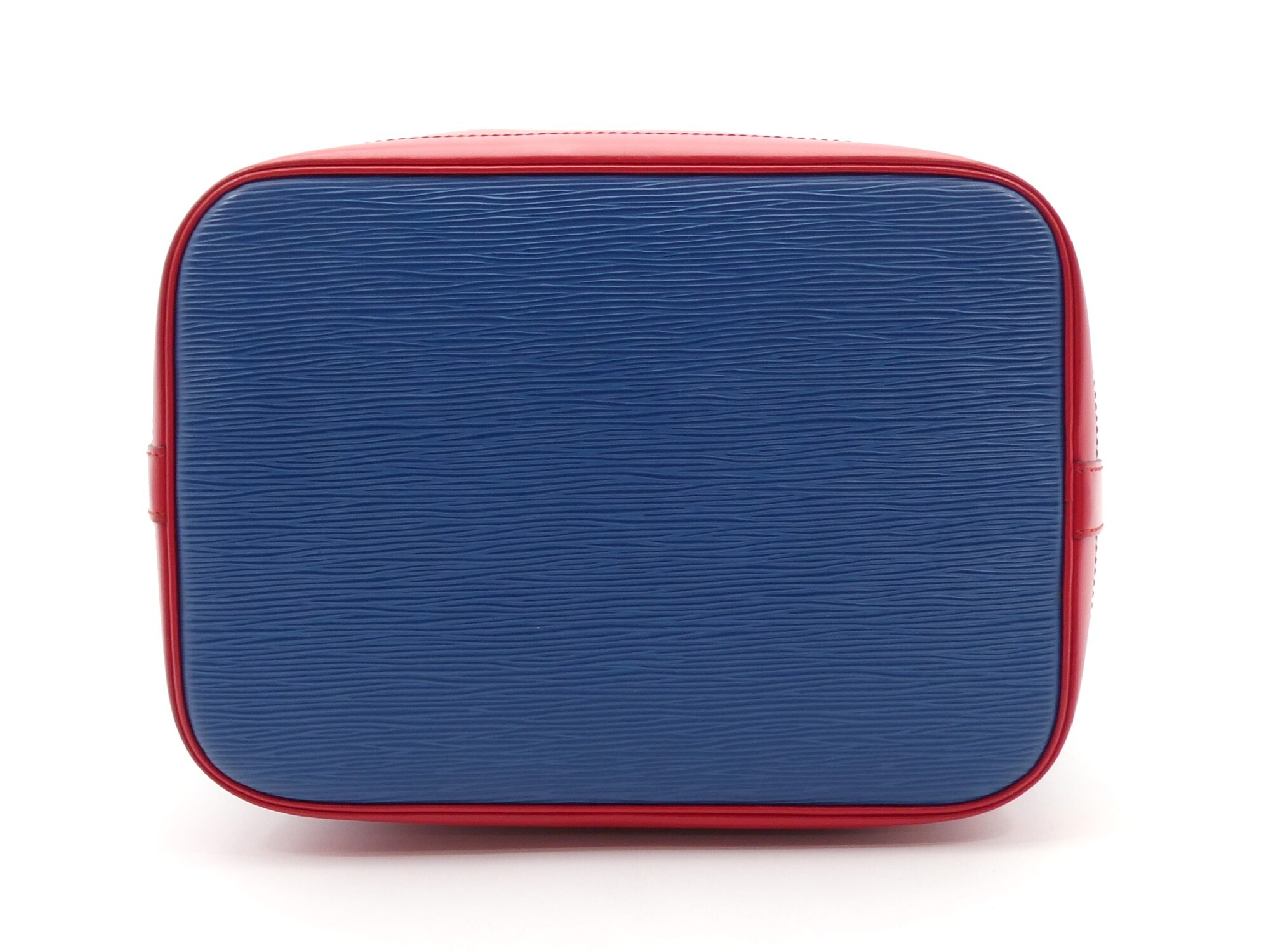 Epi Noé Tricolor Shoulder Bag — view 5