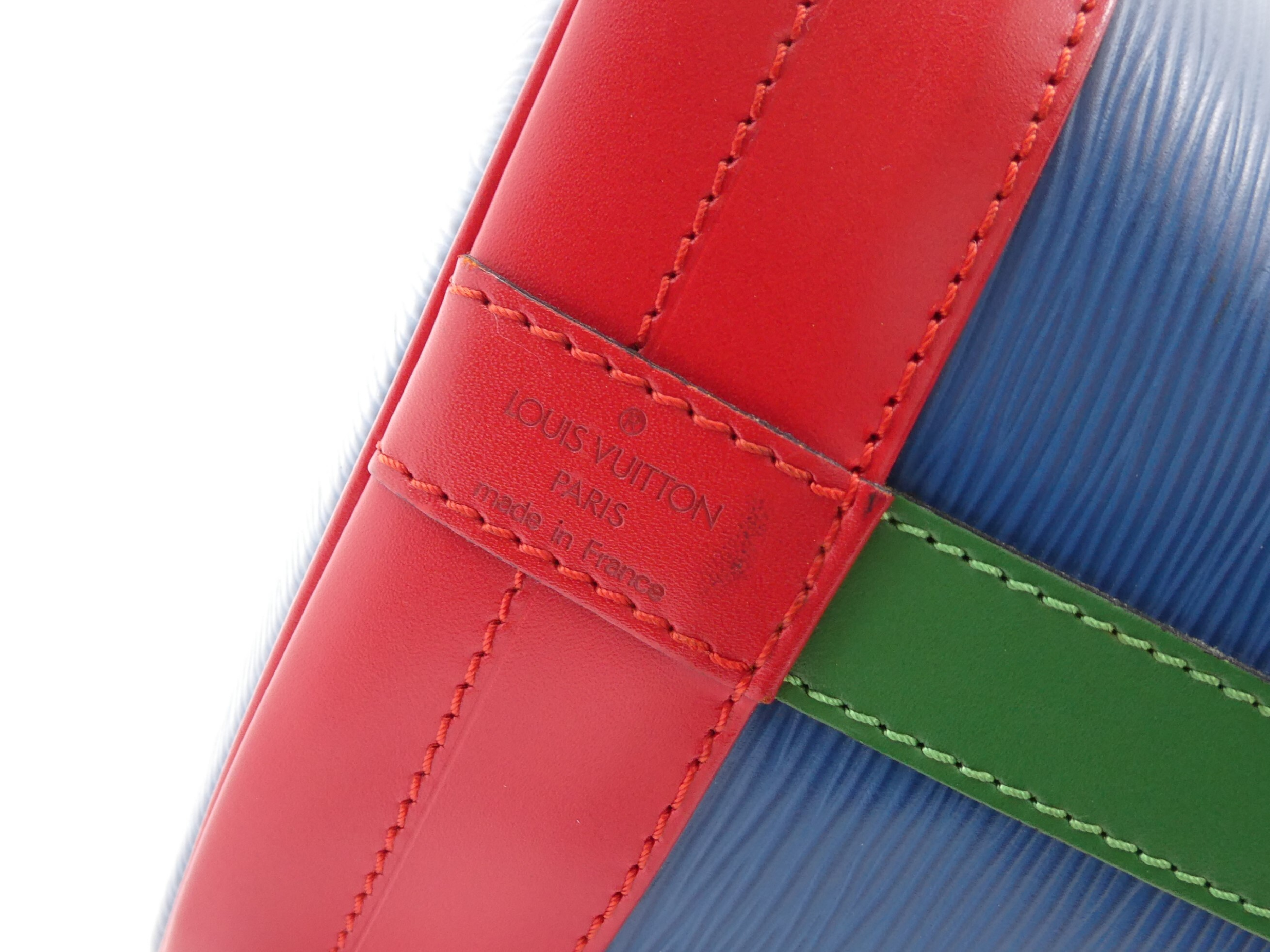 Epi Noé Tricolor Shoulder Bag — view 8