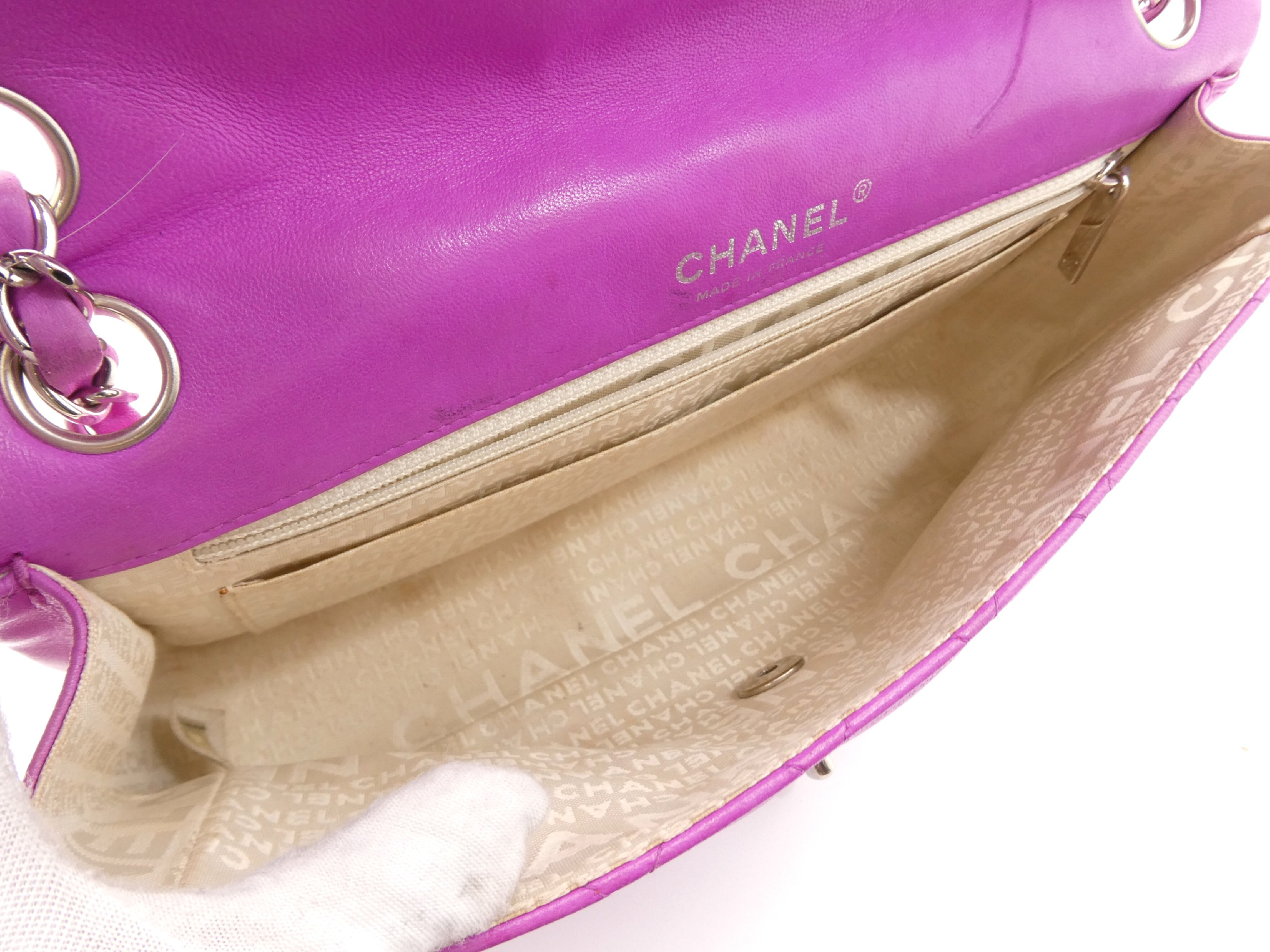 Matelassé Coco Mark Turnlock Double Chain Shoulder Bag — view 7