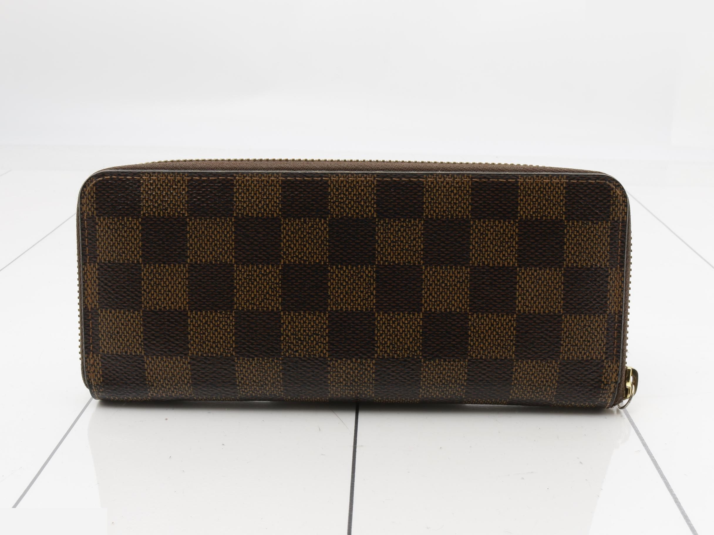 Damier Portefeuille Clemence Rose Ballerine Round Zip Long Wallet — view 2