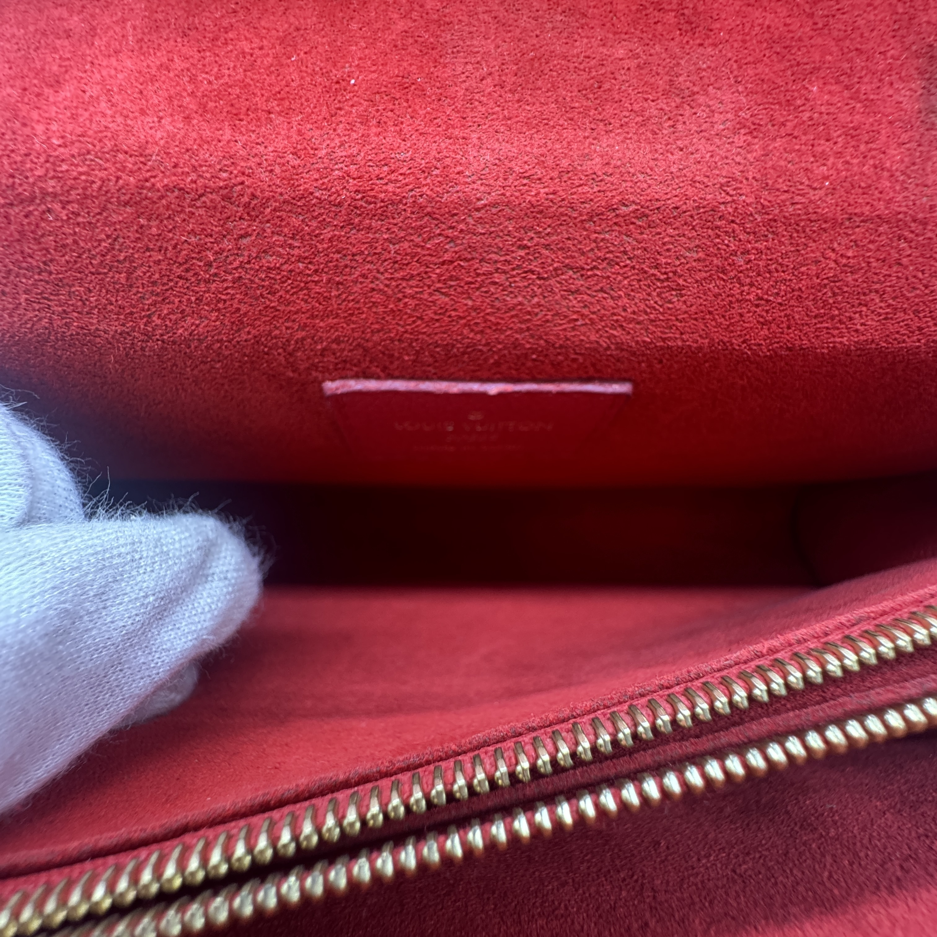Monogram Victoire M41731 Chain Shoulder Bag — view 12