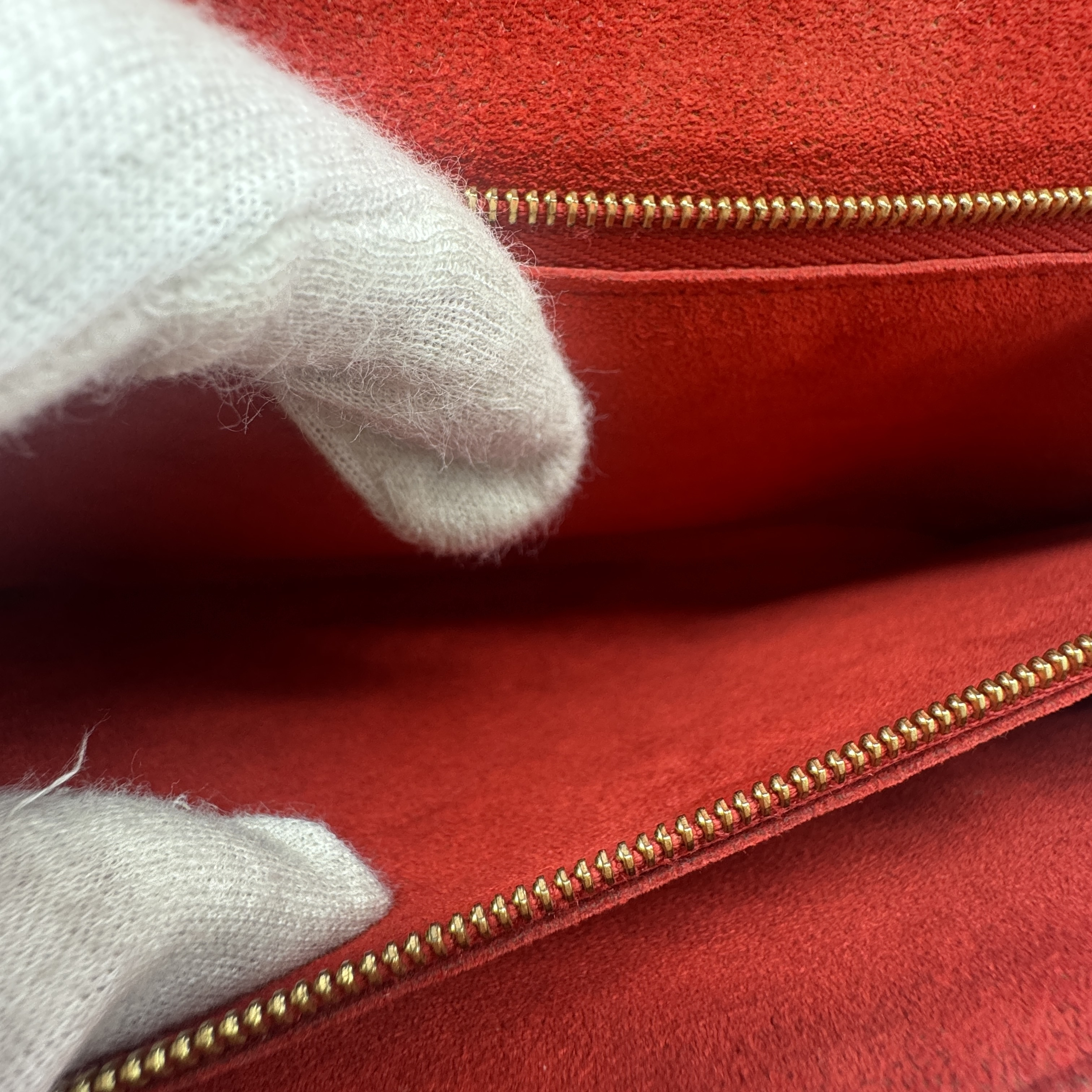 Monogram Victoire M41731 Chain Shoulder Bag — view 13