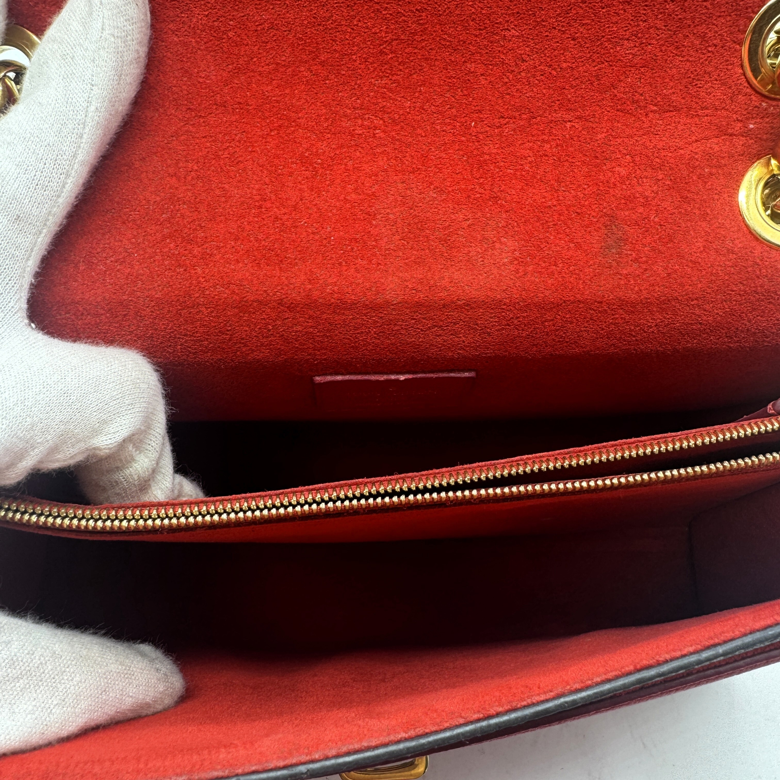 Monogram Victoire M41731 Chain Shoulder Bag — view 10