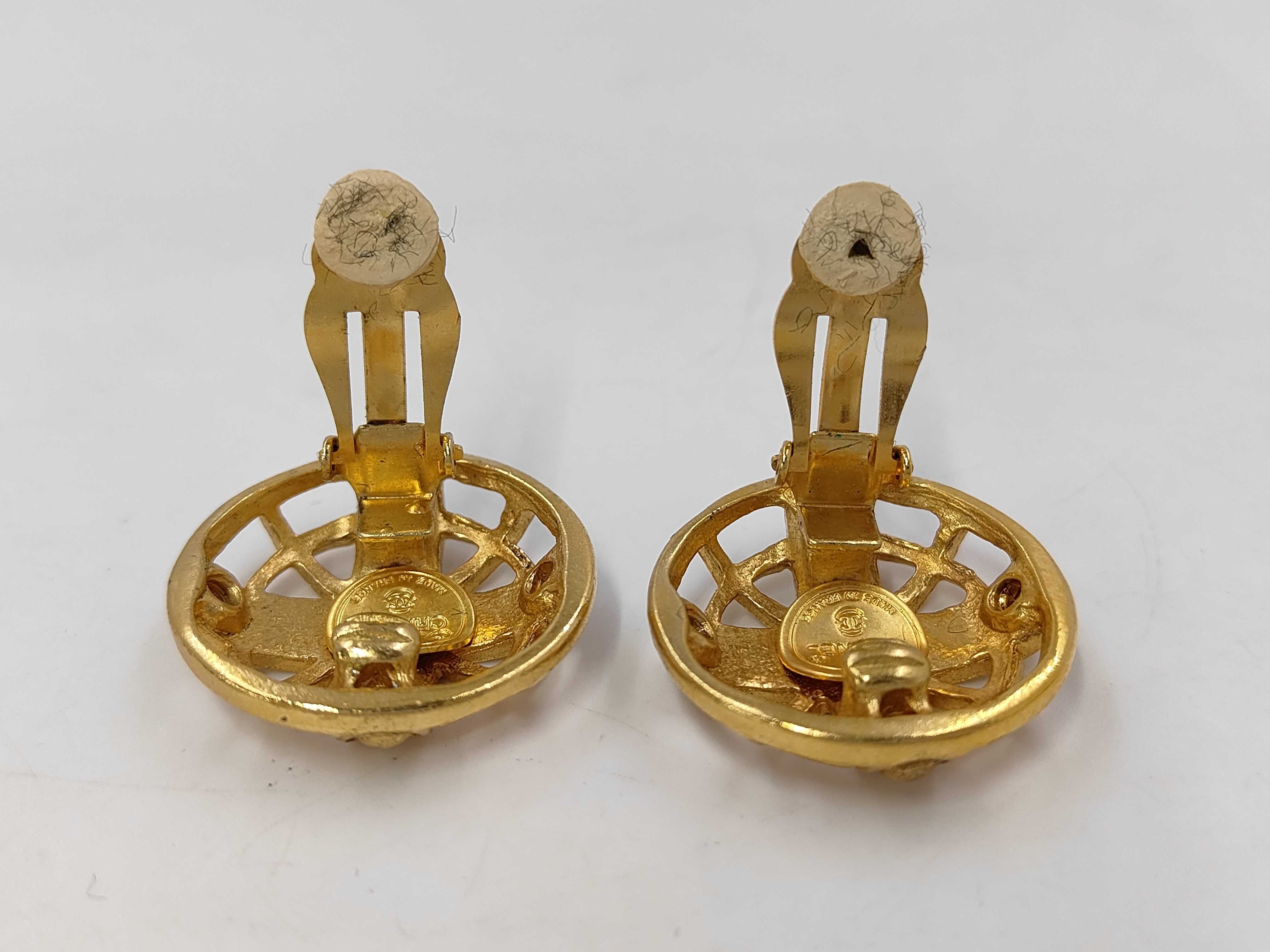 logo gold GP earrings with box earrings — view 2