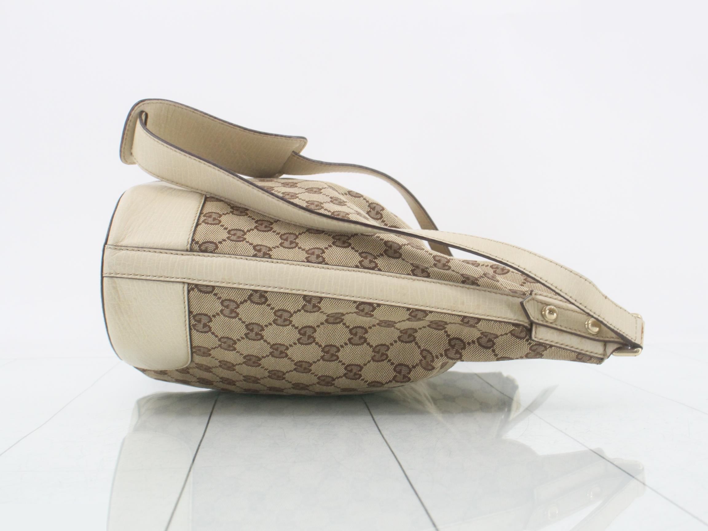 GG Canvas Horsebit Shoulder Bag — view 3