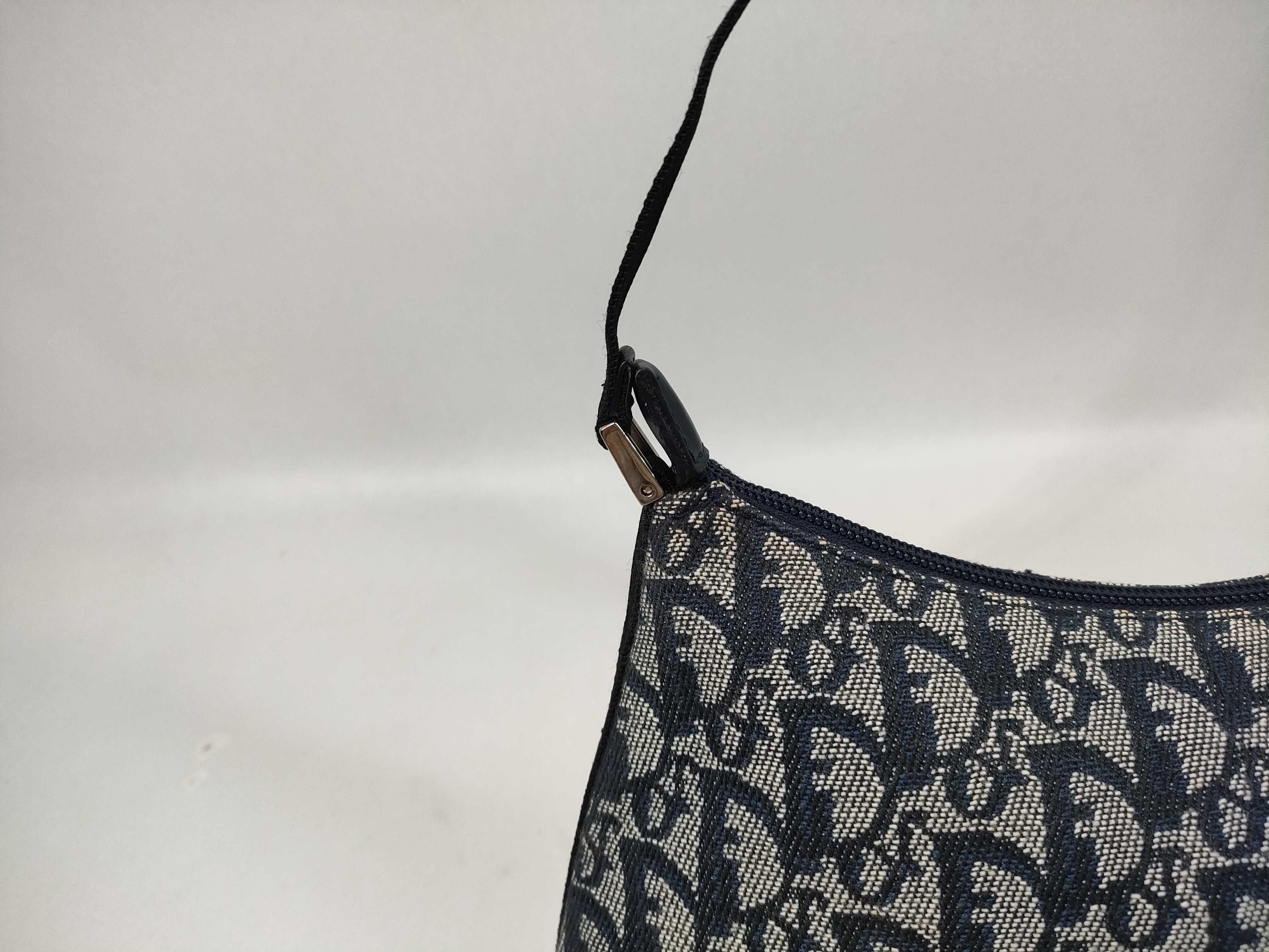 Trotter Pouch — view 3