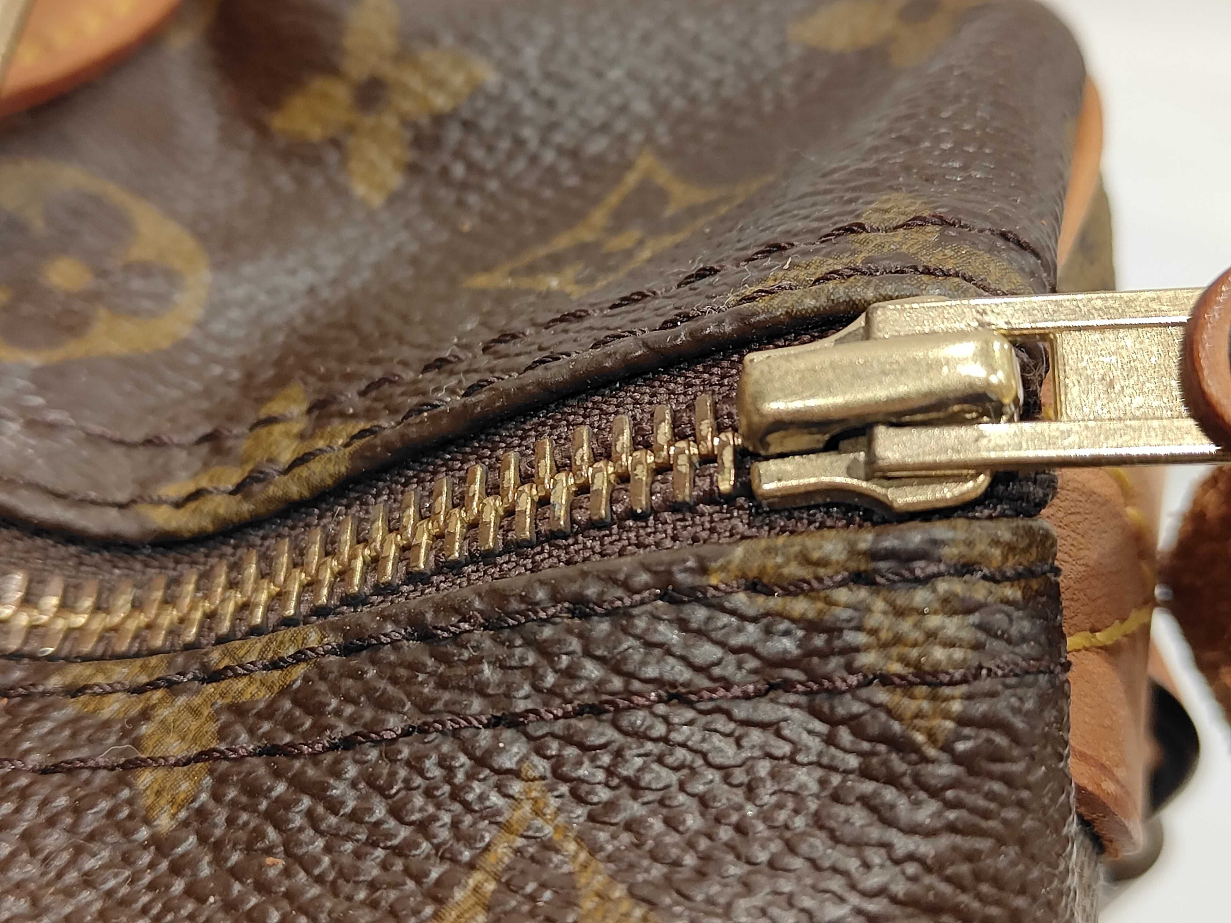 Monogram Speedy 30 Handbag (Slight deformation/deterioration) — view 8