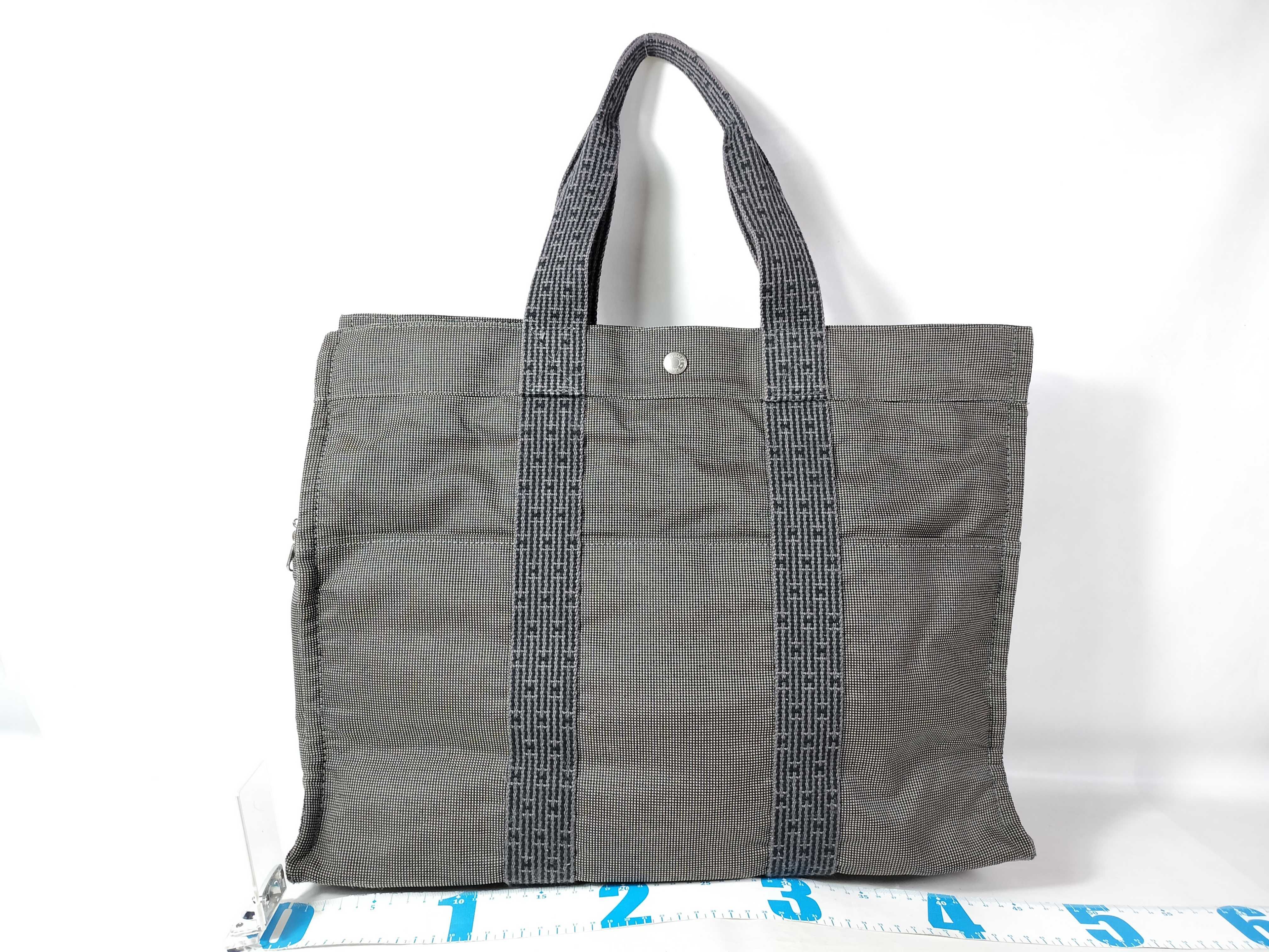 Herline GM Tote Bag, Canvas, Gray Tote Bag — view 2