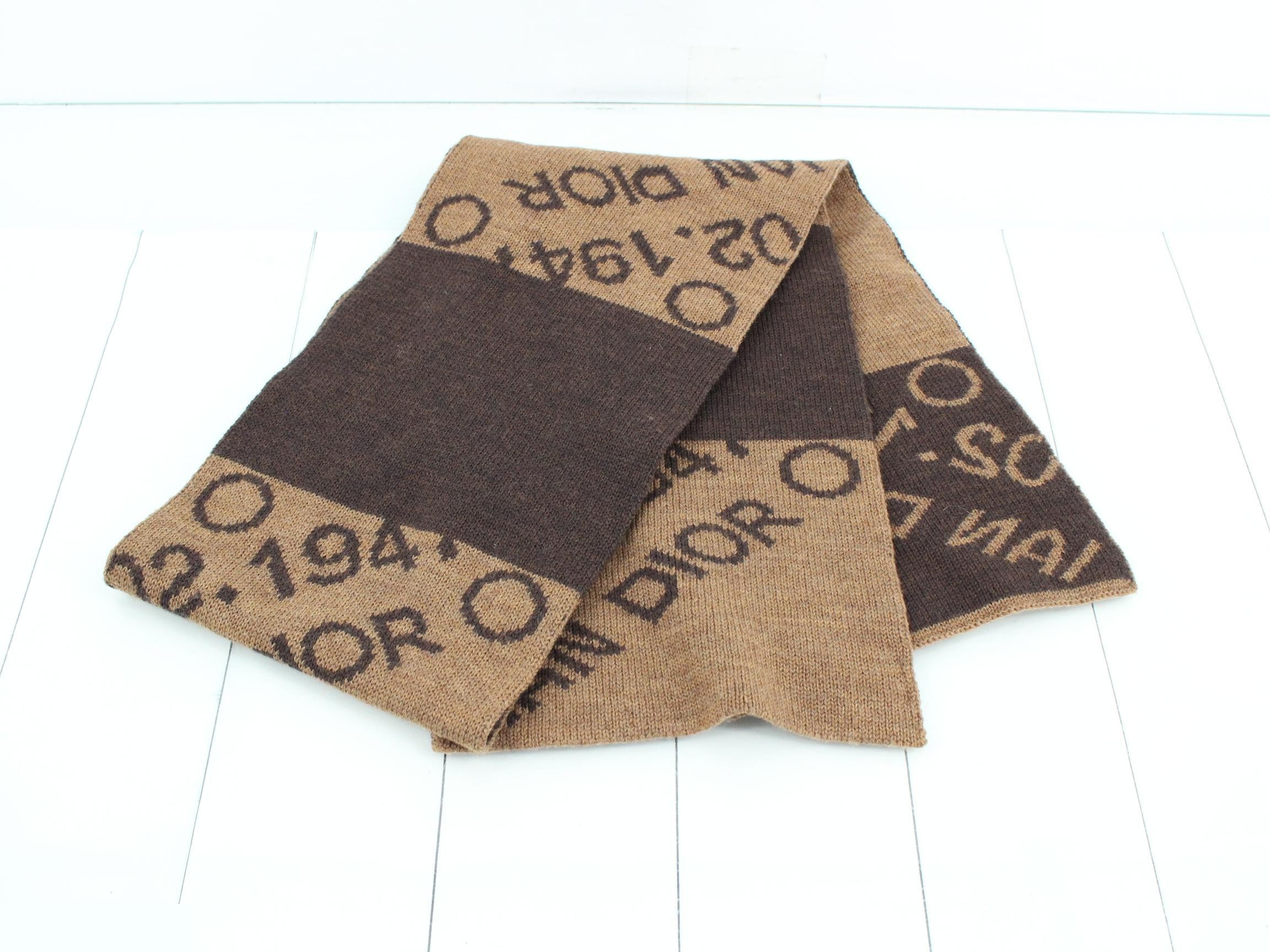 Logo Scarf, Brown — view 3