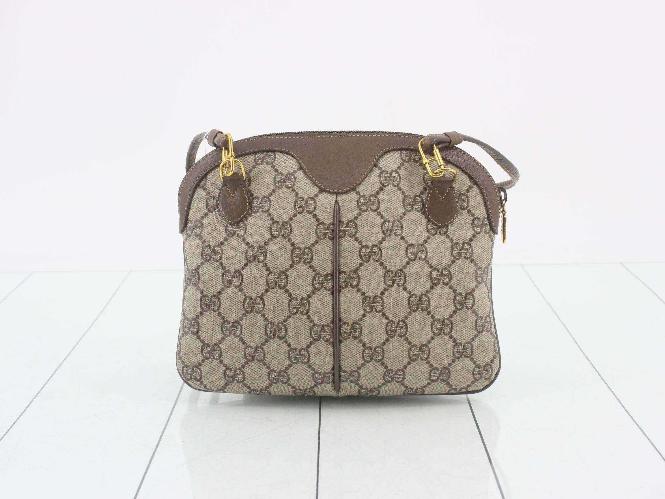 GG Supreme Shoulder Bag — view 2