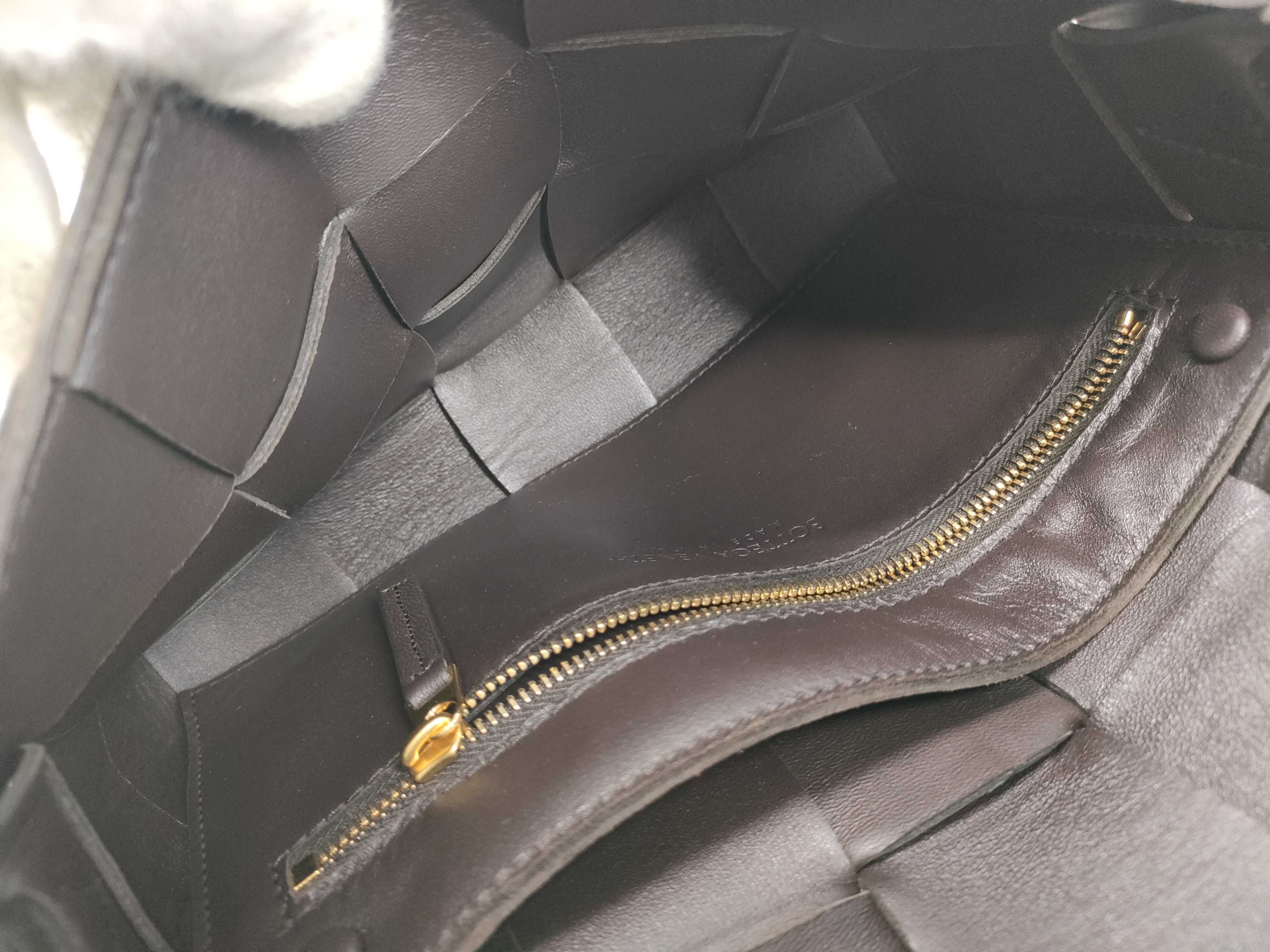 Maxi Intrecciato Cassette Leather Shoulder Bag, Brown — view 9